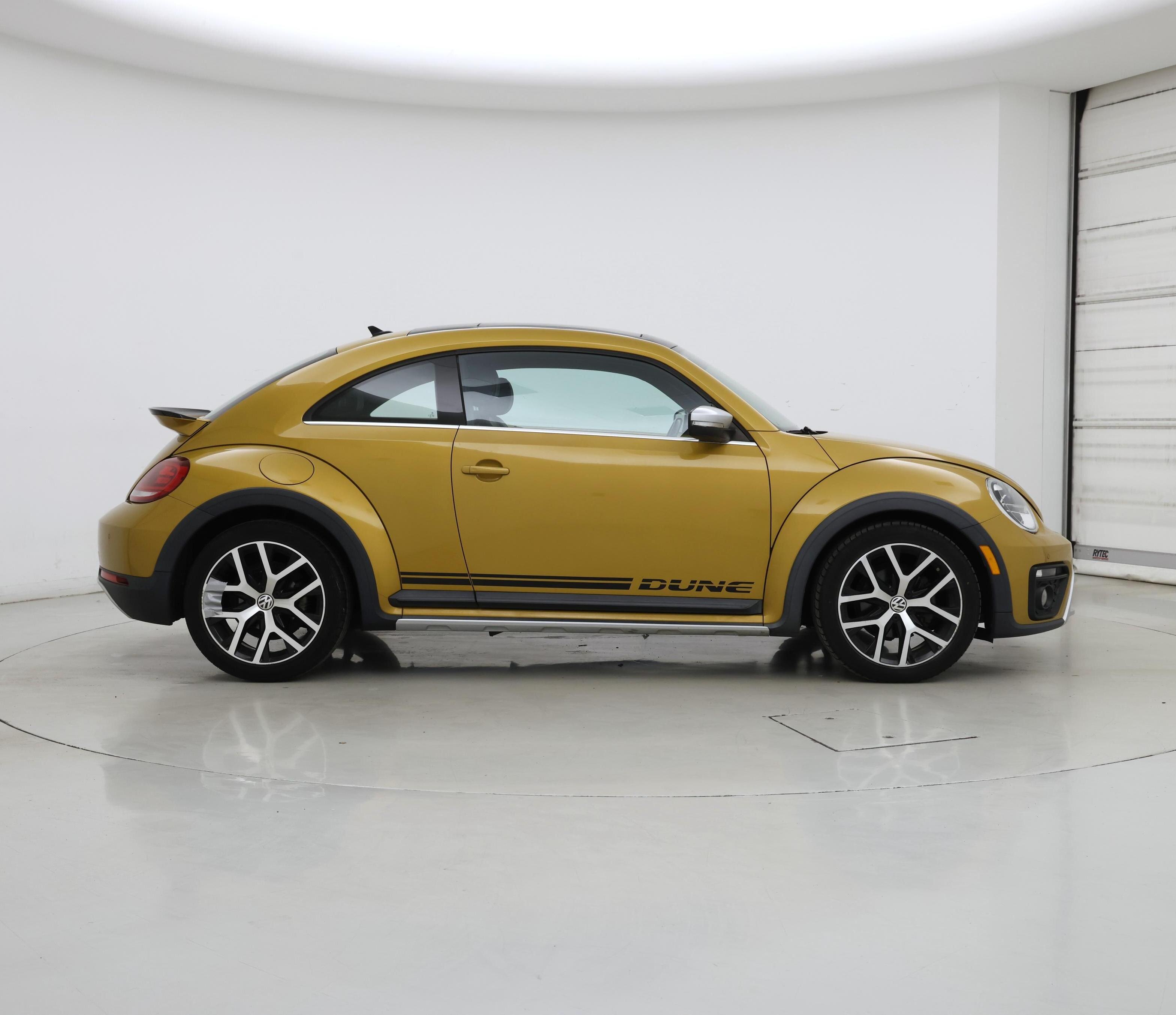 Thumbnail: 2017 Volkswagen Beetle - 7