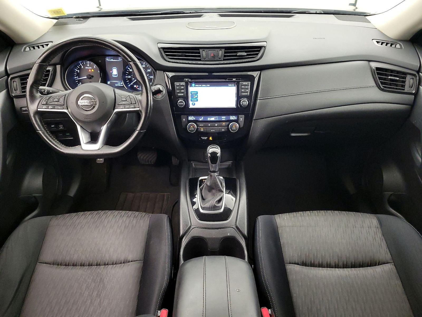 2017 Nissan Rogue SV - Photo 10