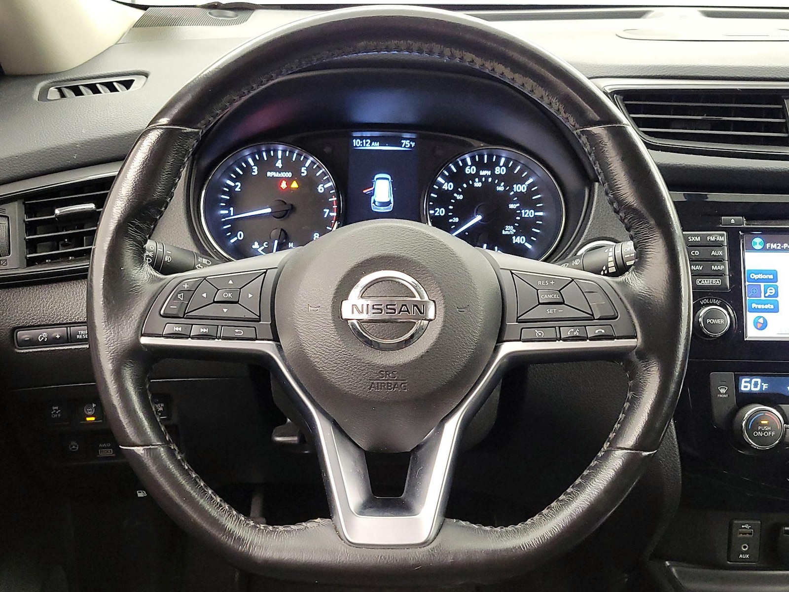 2017 Nissan Rogue SV - Photo 11