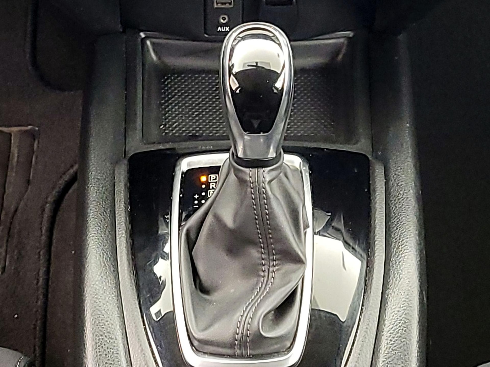 2017 Nissan Rogue SV - Photo 19