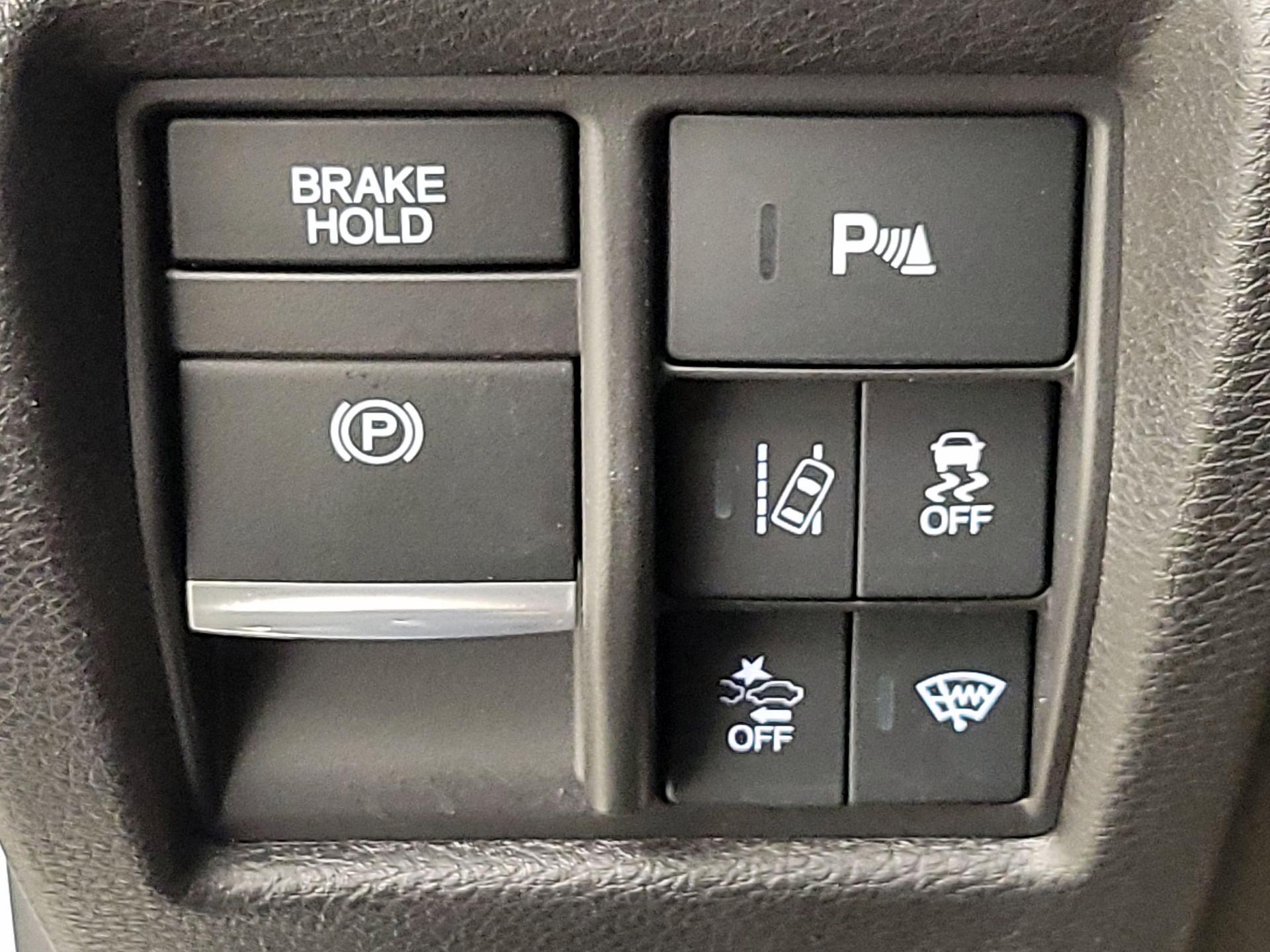 Thumbnail: 2019 Acura MDX - 13