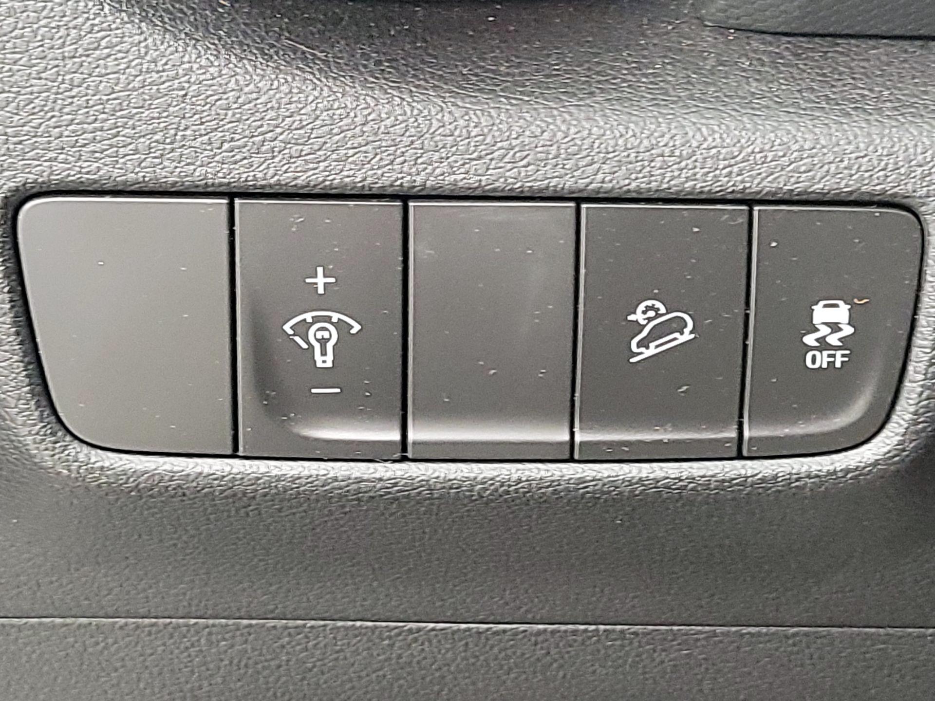 Thumbnail: 2023 Hyundai Kona - 13