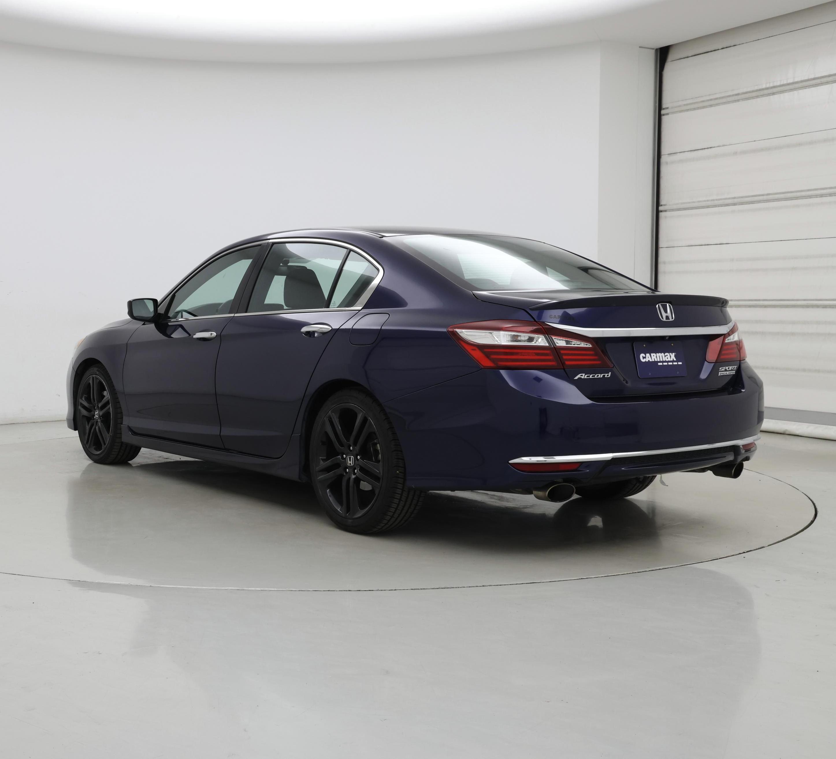 Thumbnail: 2017 Honda Accord - 2