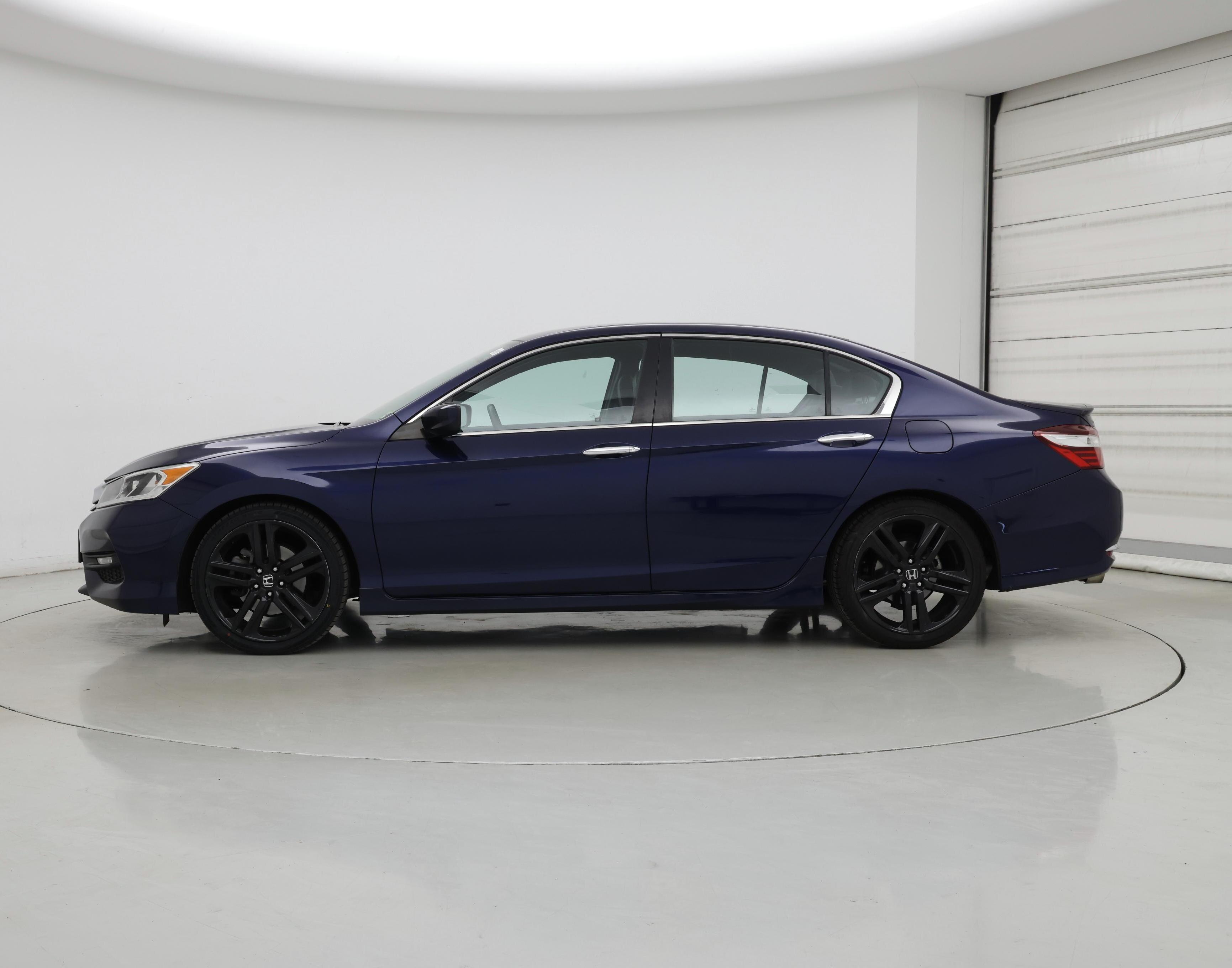 Thumbnail: 2017 Honda Accord - 3