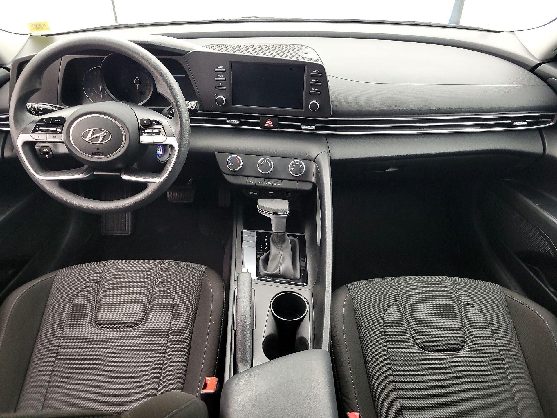 Thumbnail: 2023 Hyundai Elantra - 9