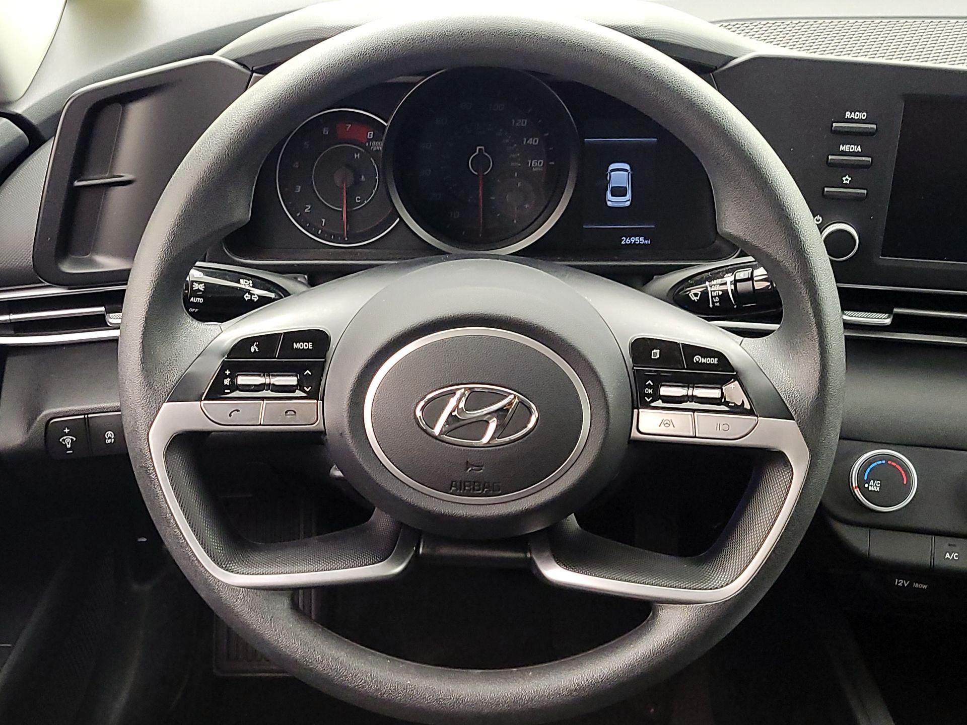 Thumbnail: 2023 Hyundai Elantra - 10