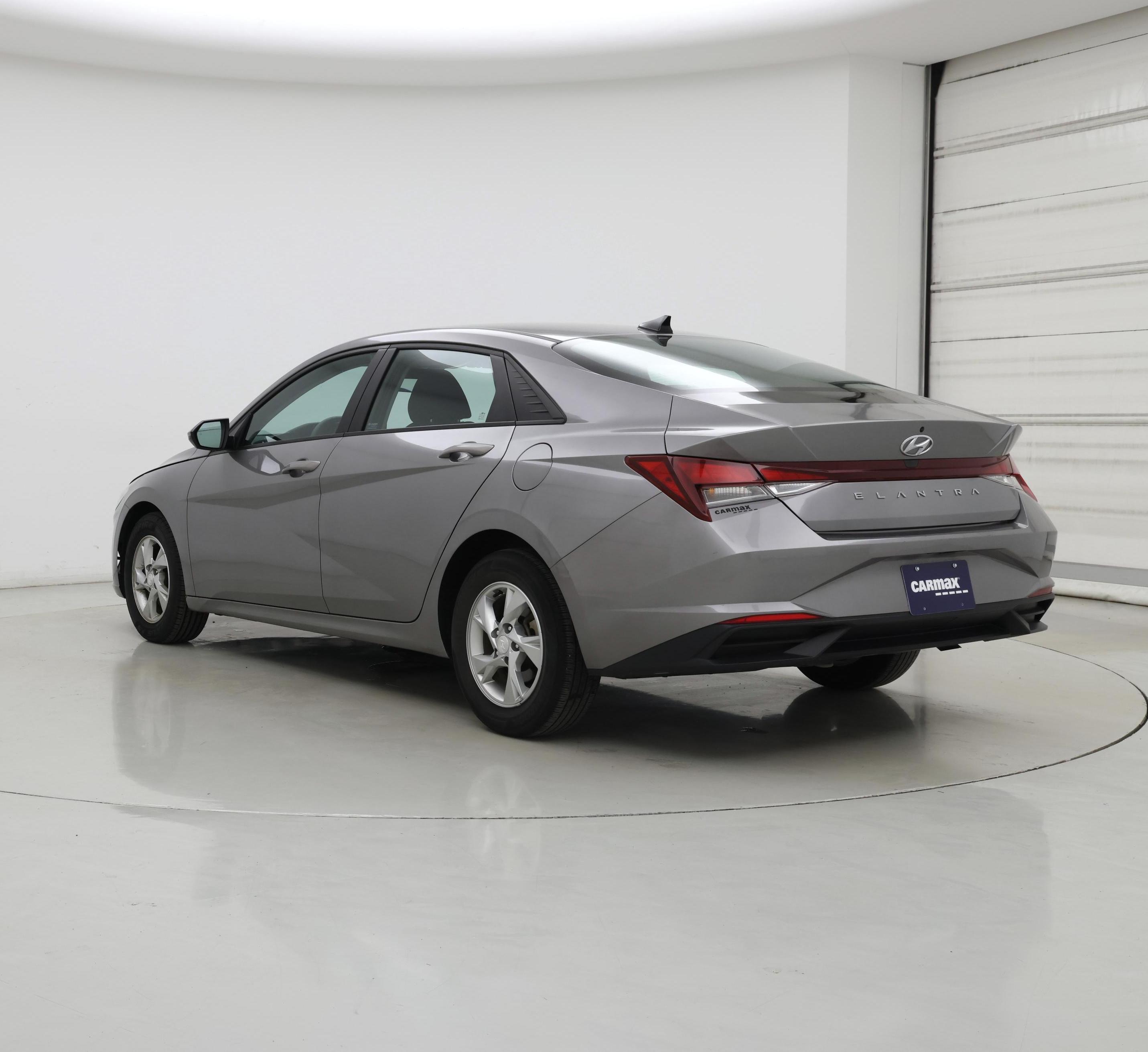 Thumbnail: 2023 Hyundai Elantra - 2