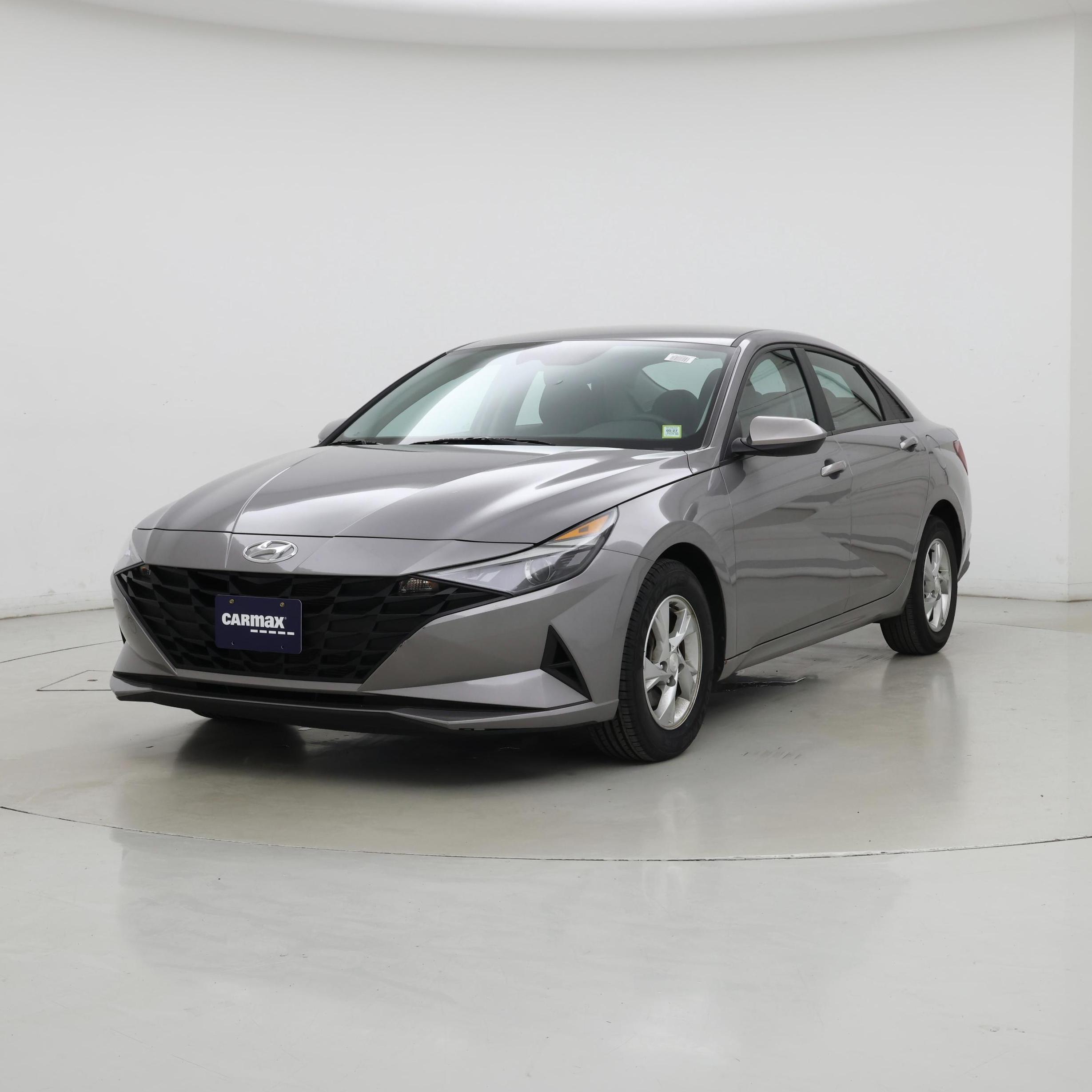 Thumbnail: 2023 Hyundai Elantra - 4