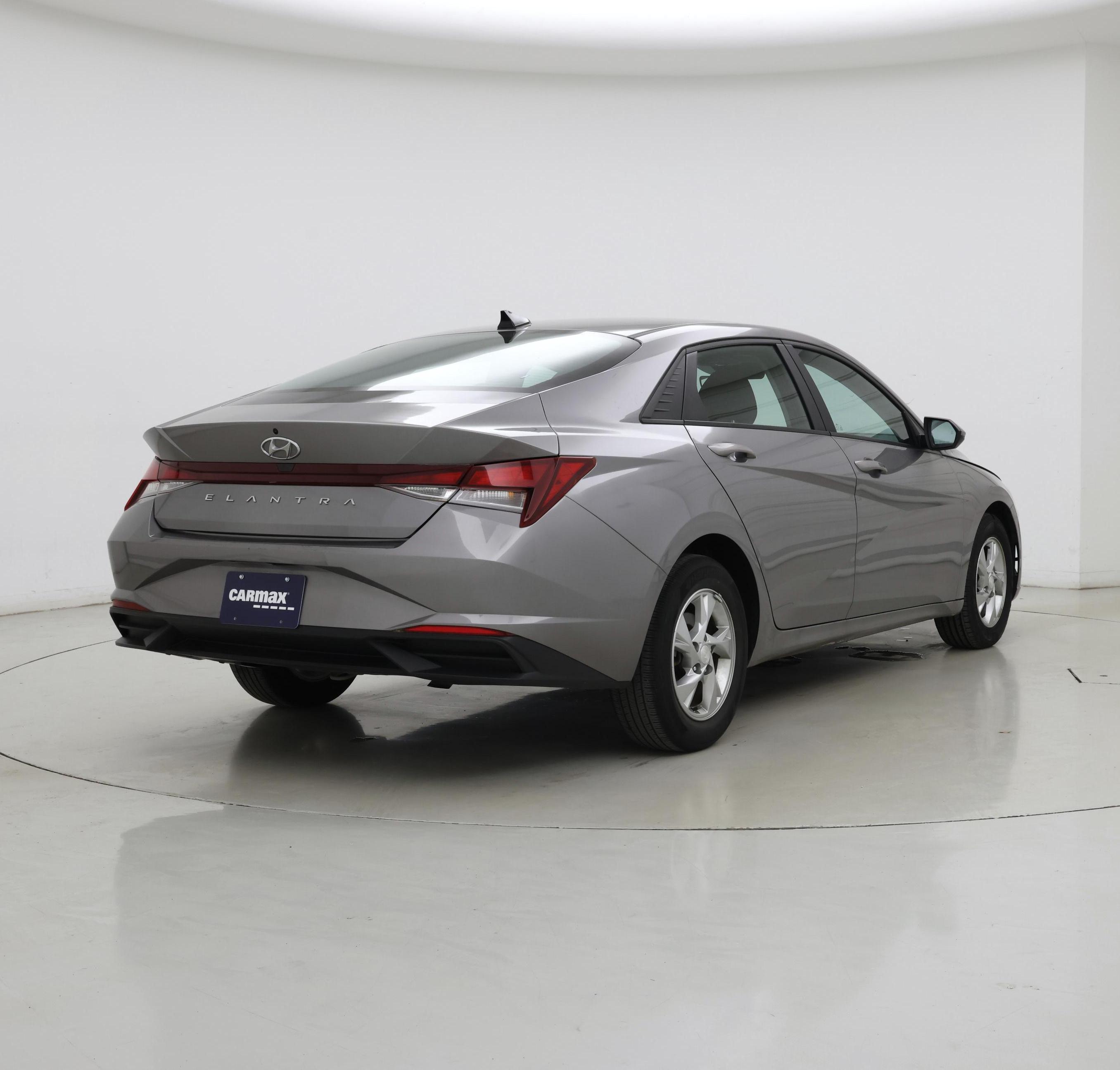 Thumbnail: 2023 Hyundai Elantra - 8