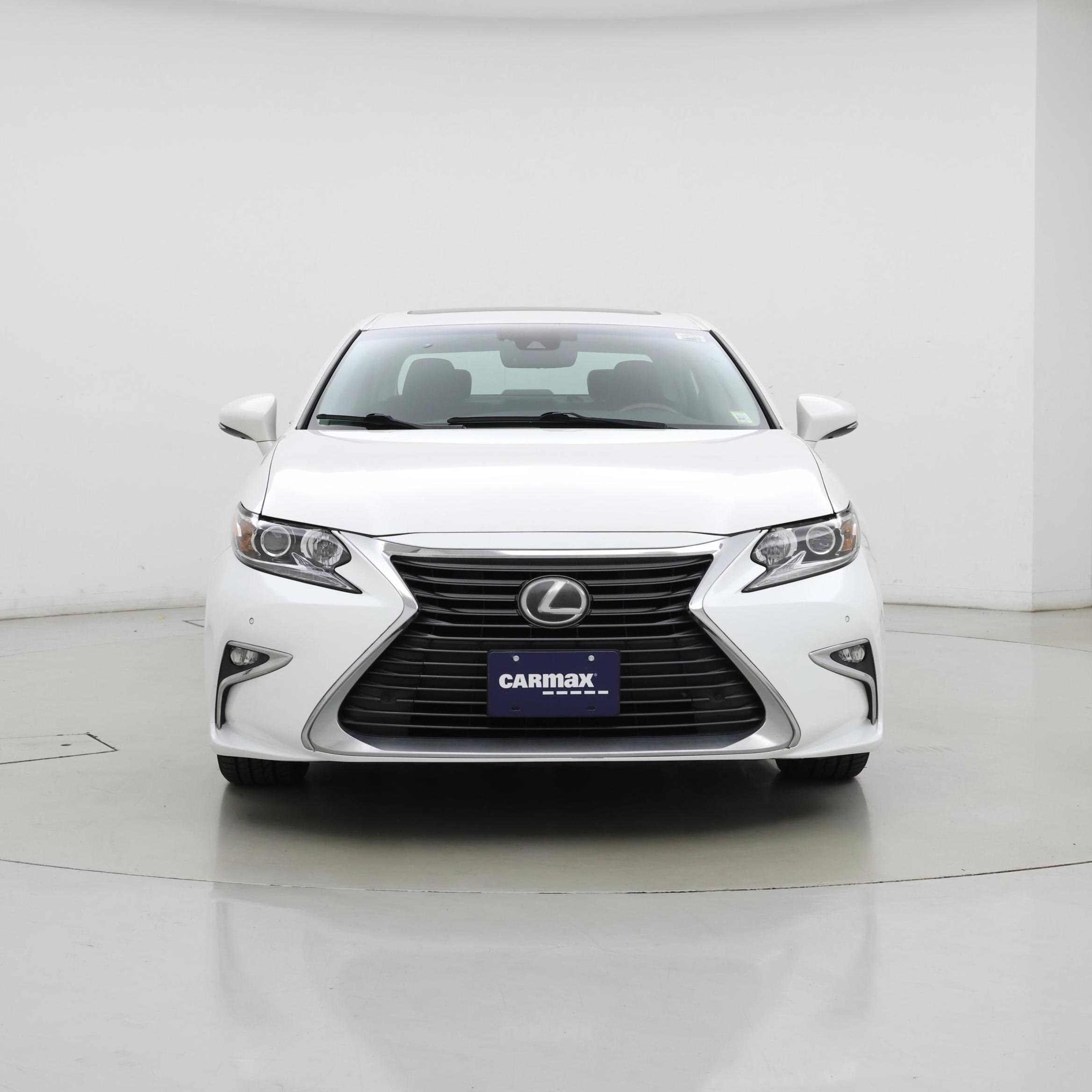 Thumbnail: 2017 Lexus ES - 5