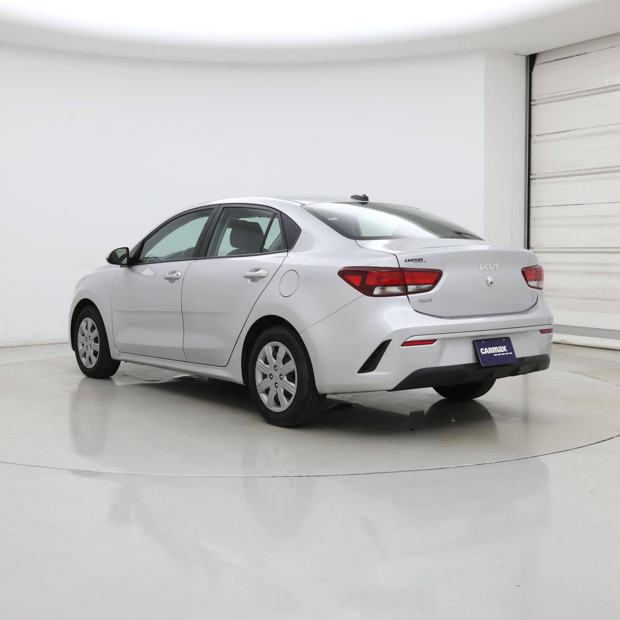 Thumbnail: 2022 Kia Rio - 2
