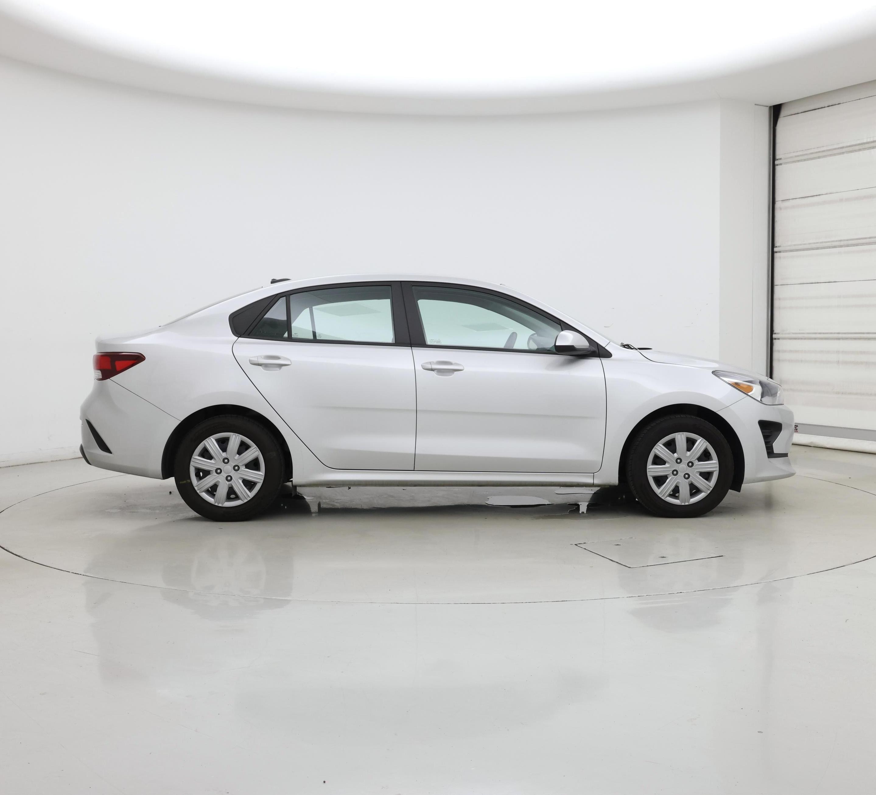 Thumbnail: 2022 Kia Rio - 7
