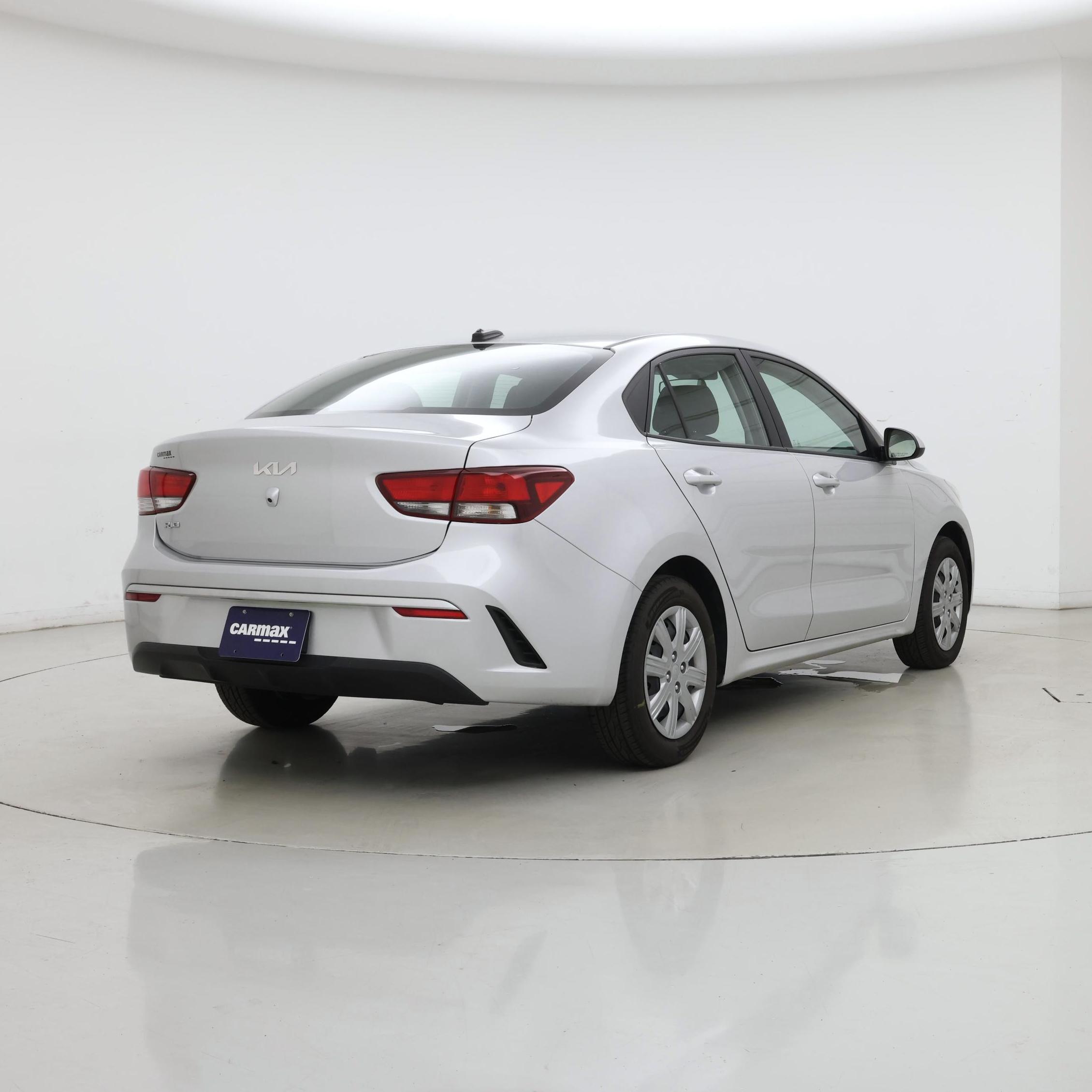 Thumbnail: 2022 Kia Rio - 8
