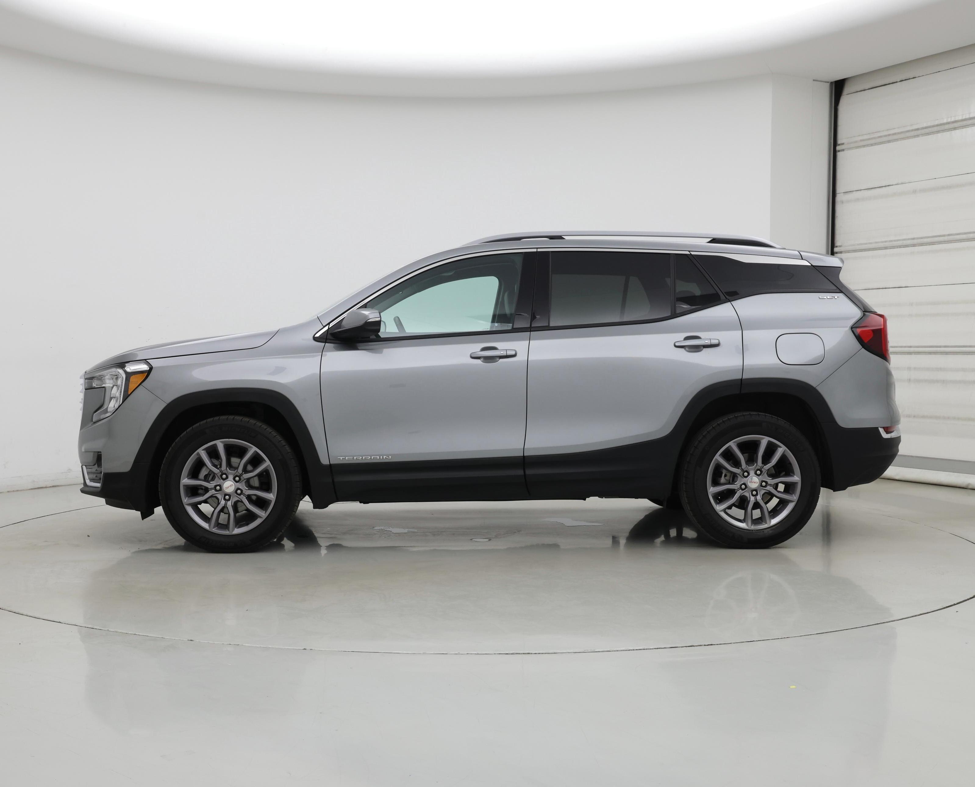 Thumbnail: 2024 GMC Terrain - 3