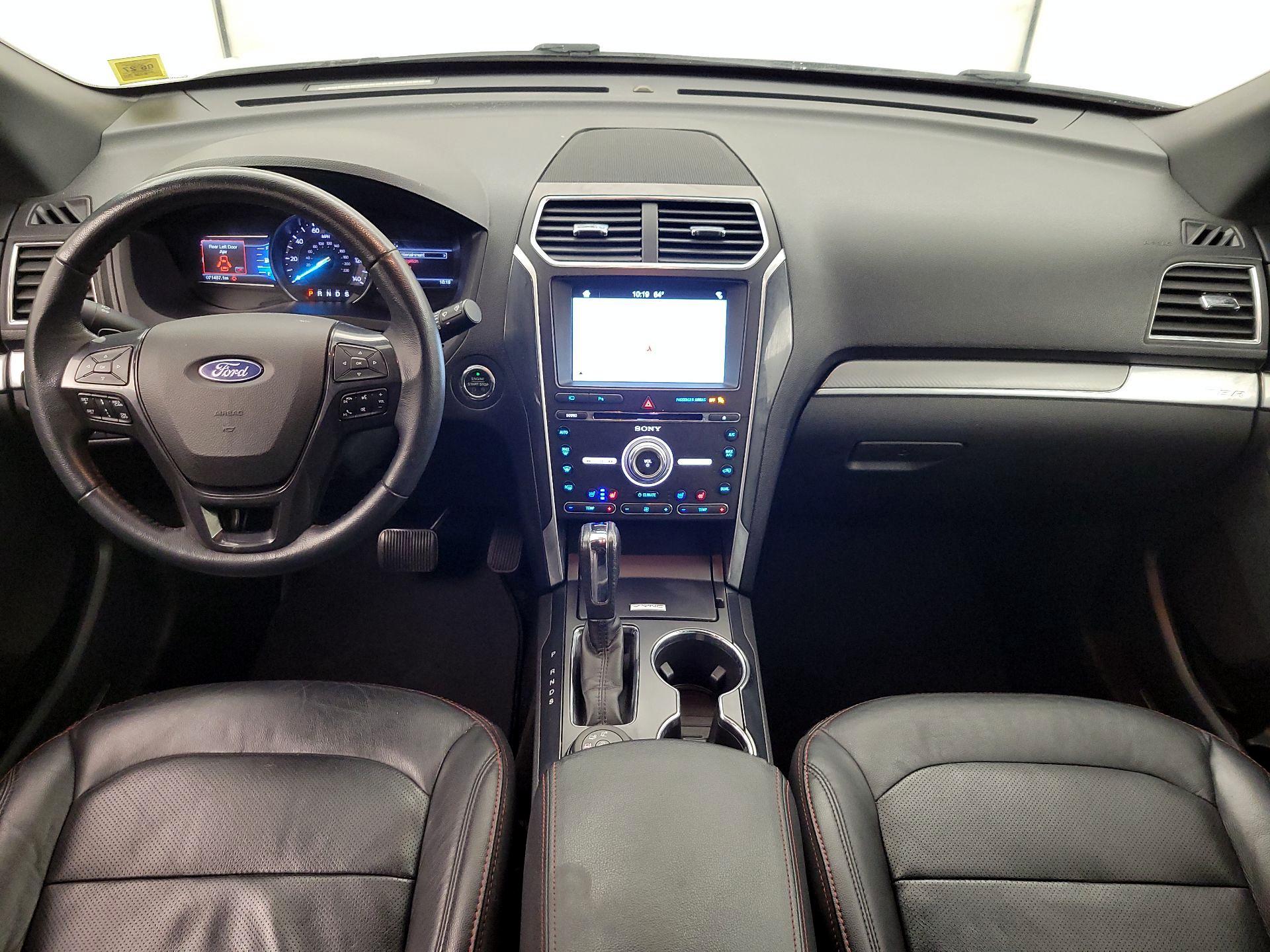 Thumbnail: 2017 Ford Explorer - 9