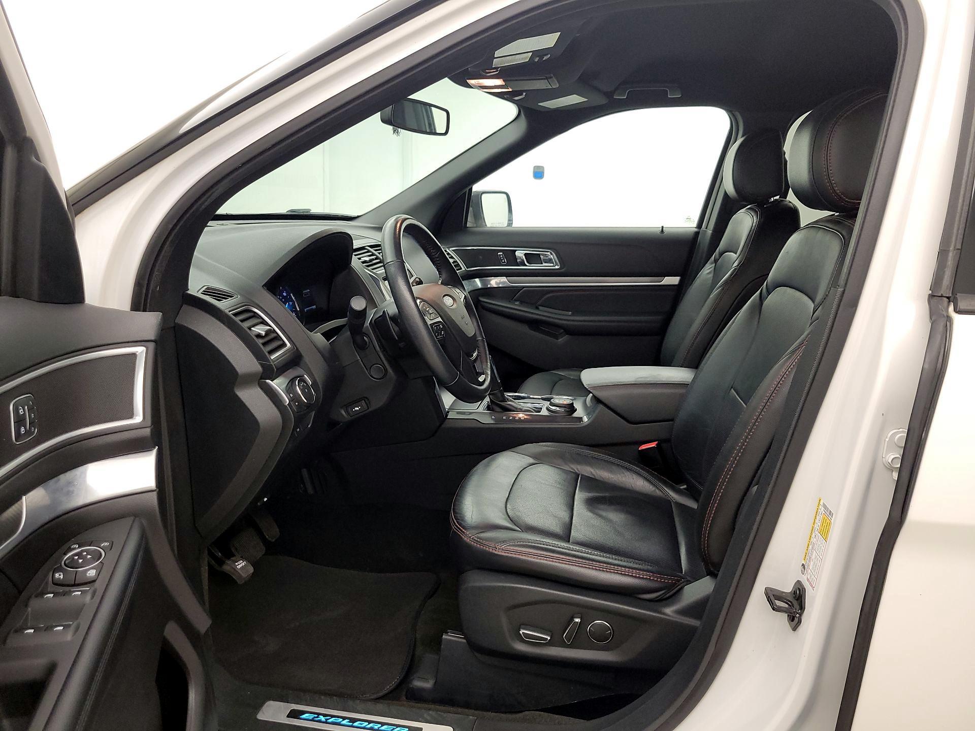 Thumbnail: 2017 Ford Explorer - 11