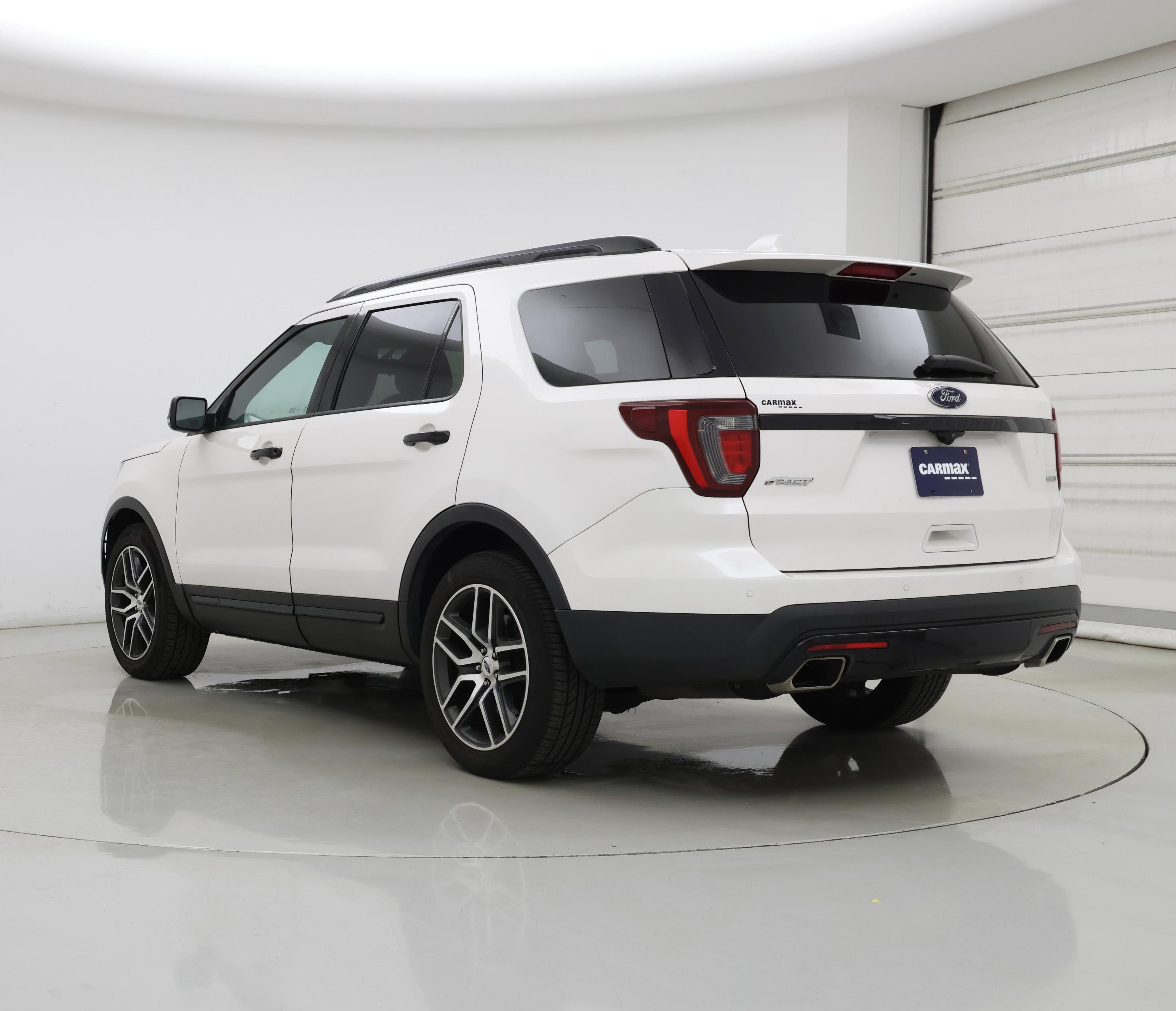 Thumbnail: 2017 Ford Explorer - 2