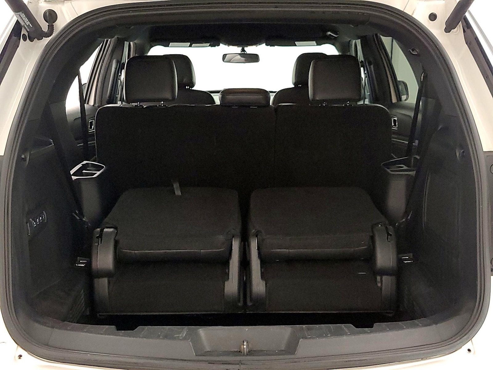 2017 Ford Explorer Sport - Photo 24