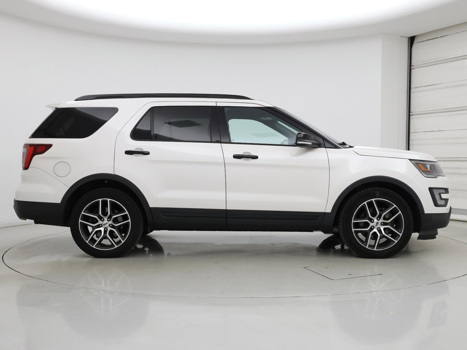 2017 Ford Explorer Sport - Photo 8