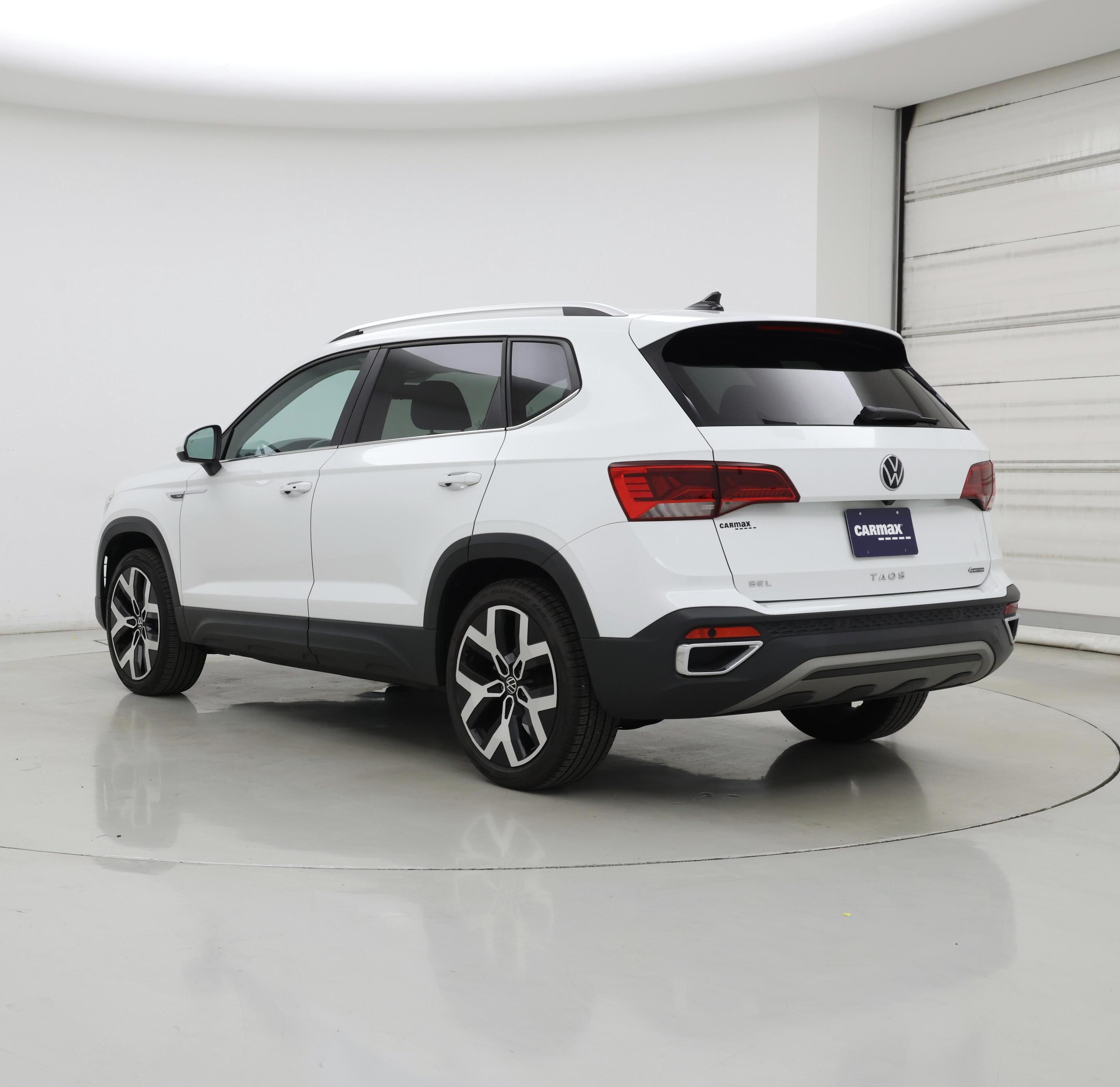 Thumbnail: 2022 Volkswagen Taos - 2
