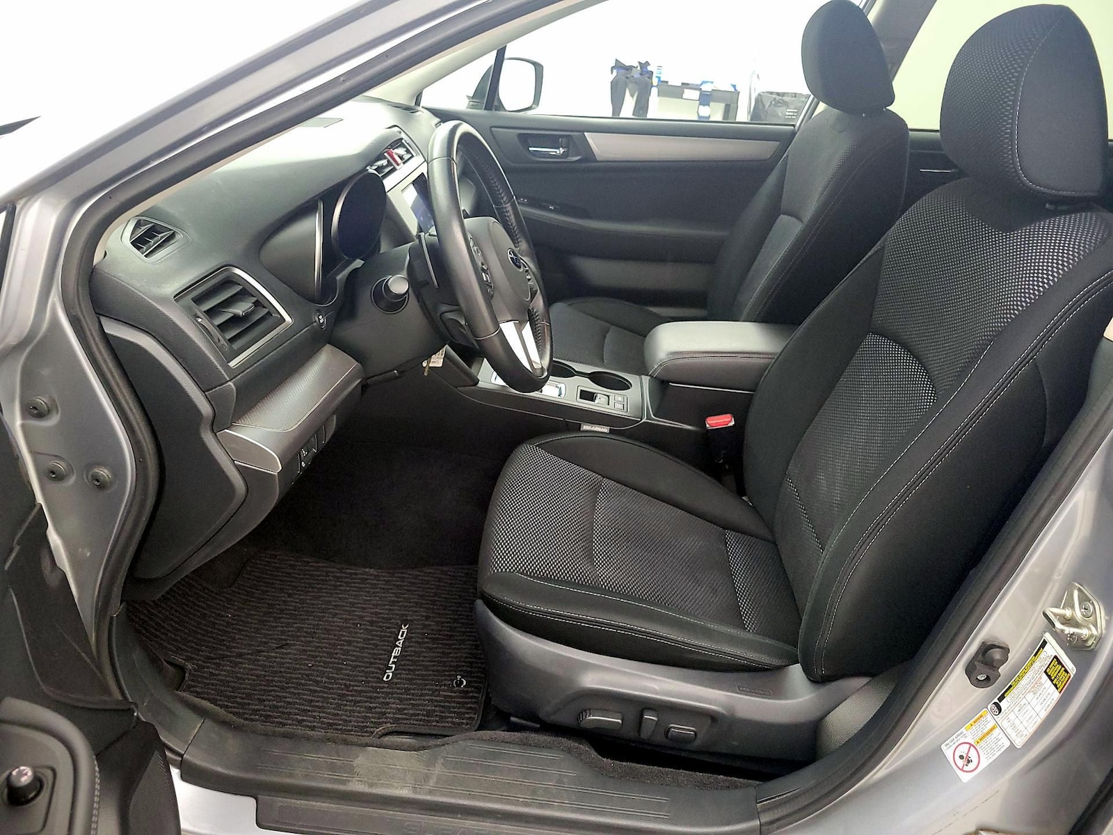 2015 Subaru Outback Premium - Photo 12