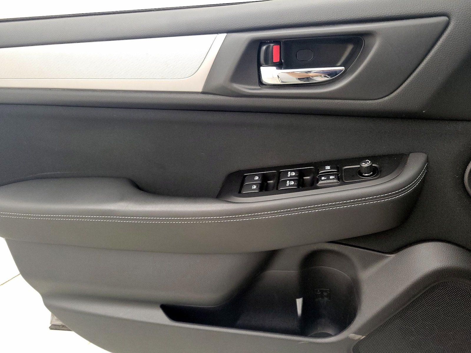 2015 Subaru Outback Premium - Photo 13
