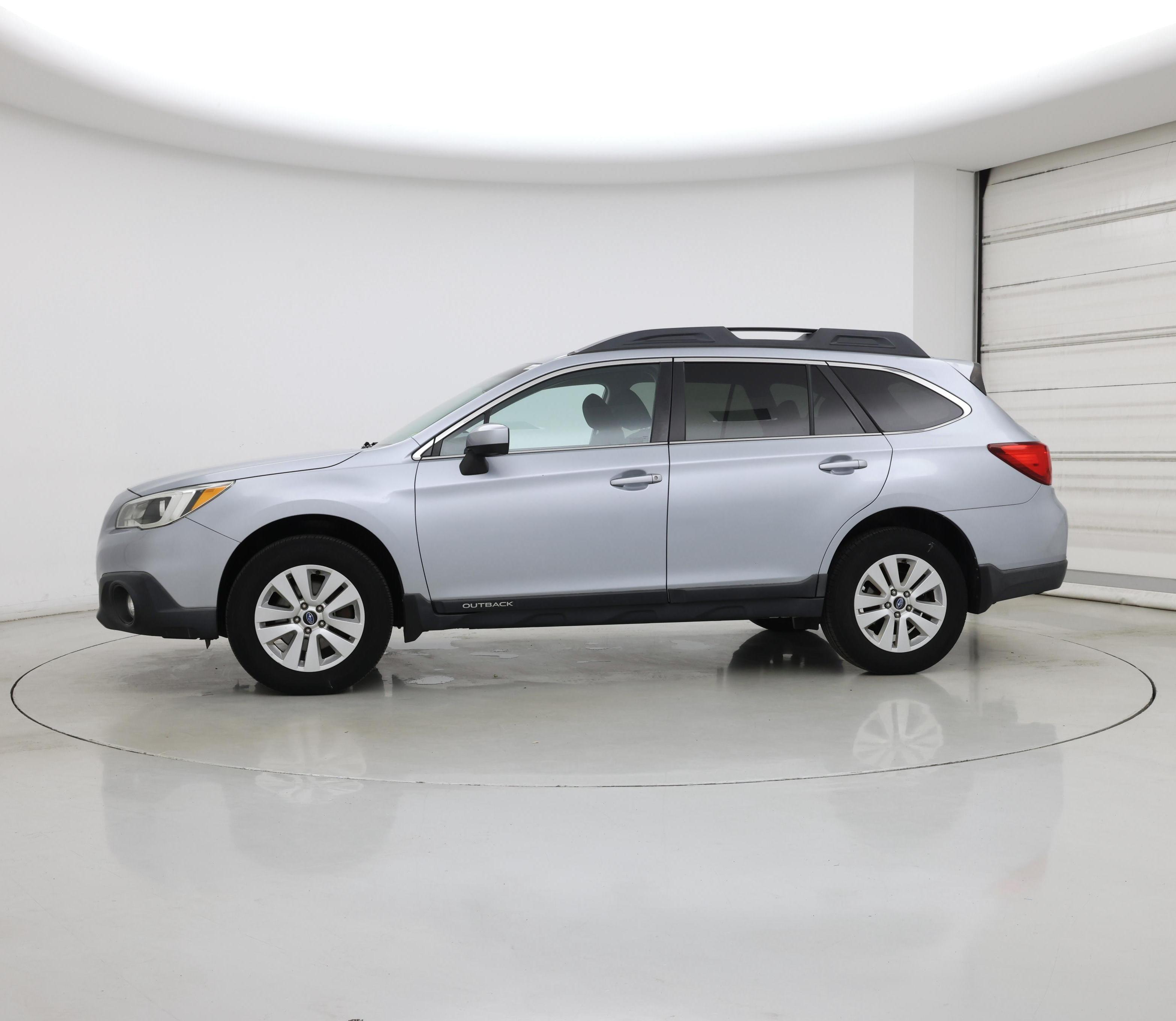 Thumbnail: 2015 Subaru Outback - 3