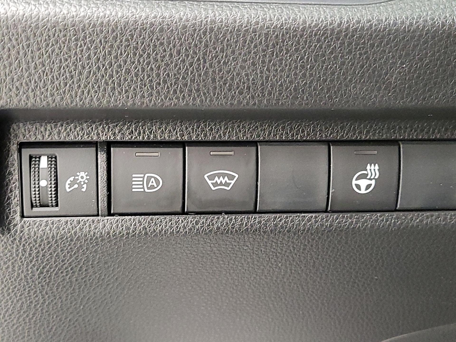 Thumbnail: 2023 Toyota RAV4 - 13