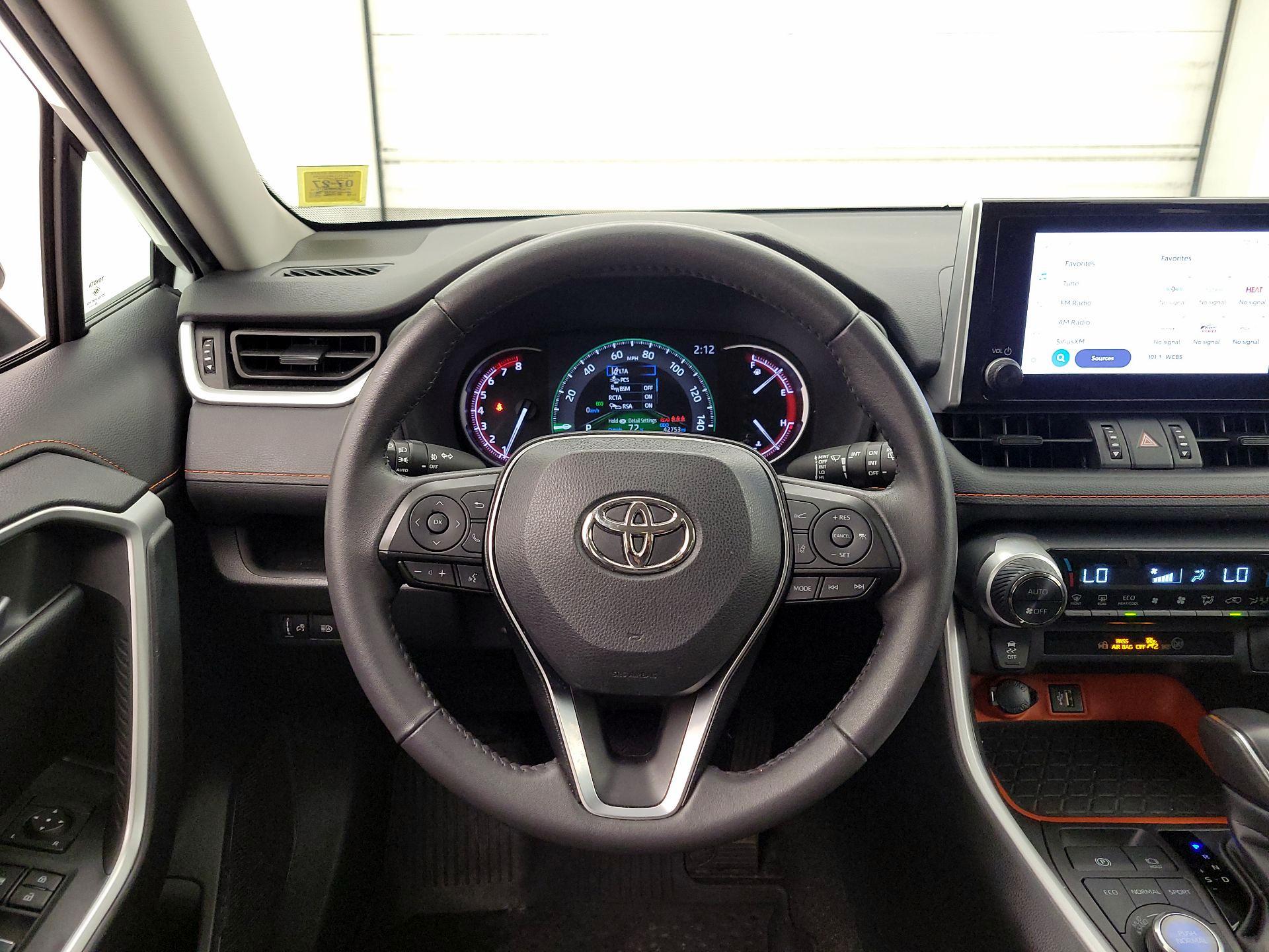 Thumbnail: 2024 Toyota RAV4 - 10