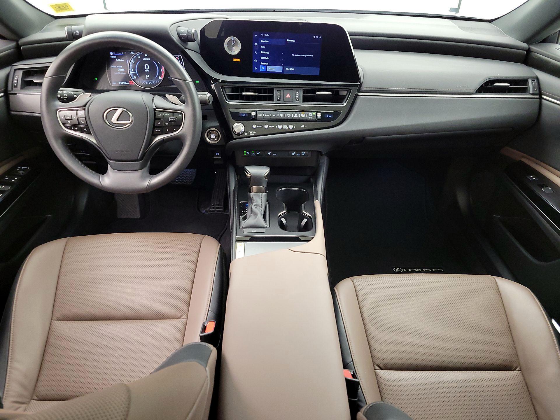 Thumbnail: 2023 Lexus ES - 9