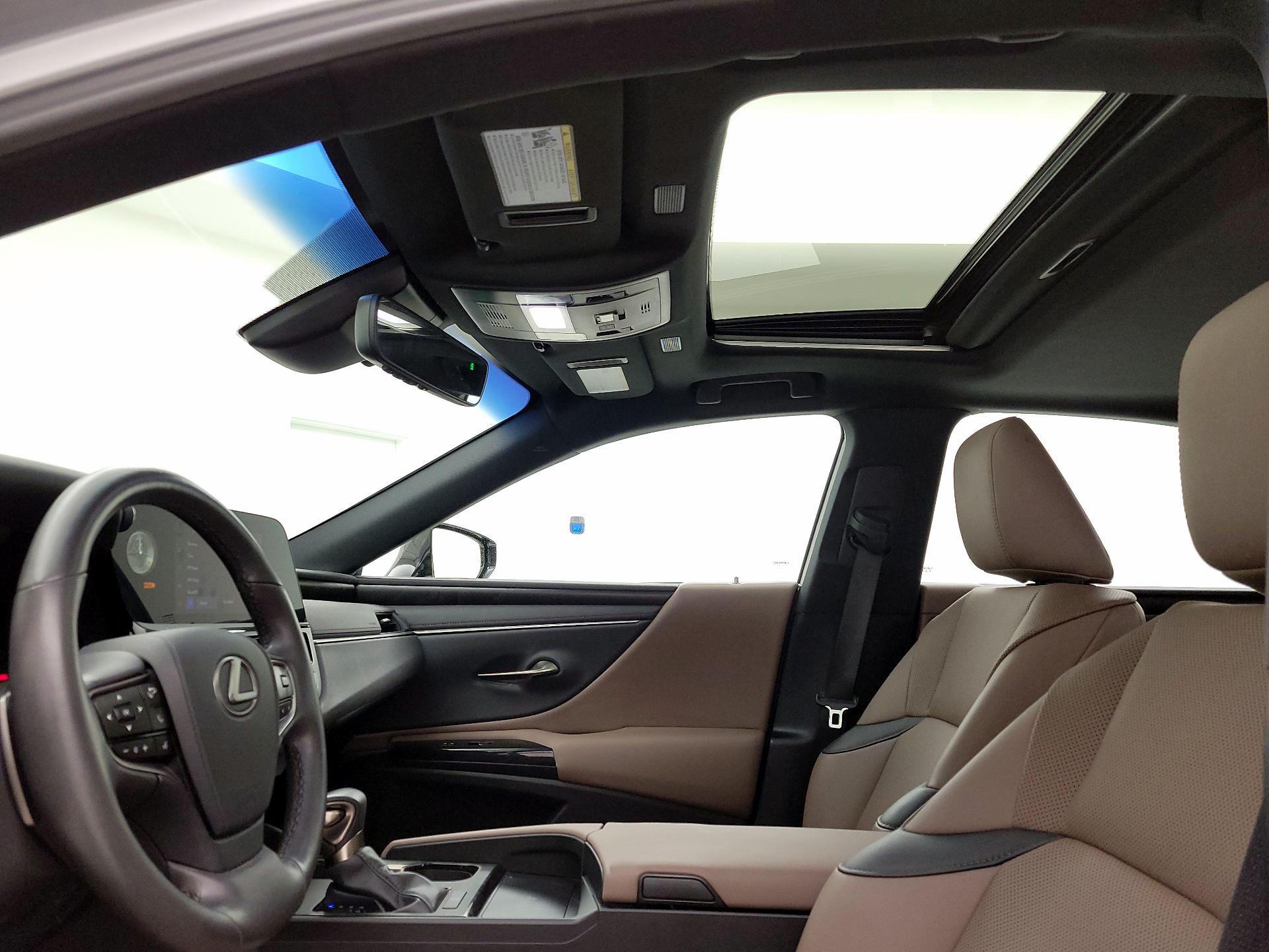 Thumbnail: 2023 Lexus ES - 19