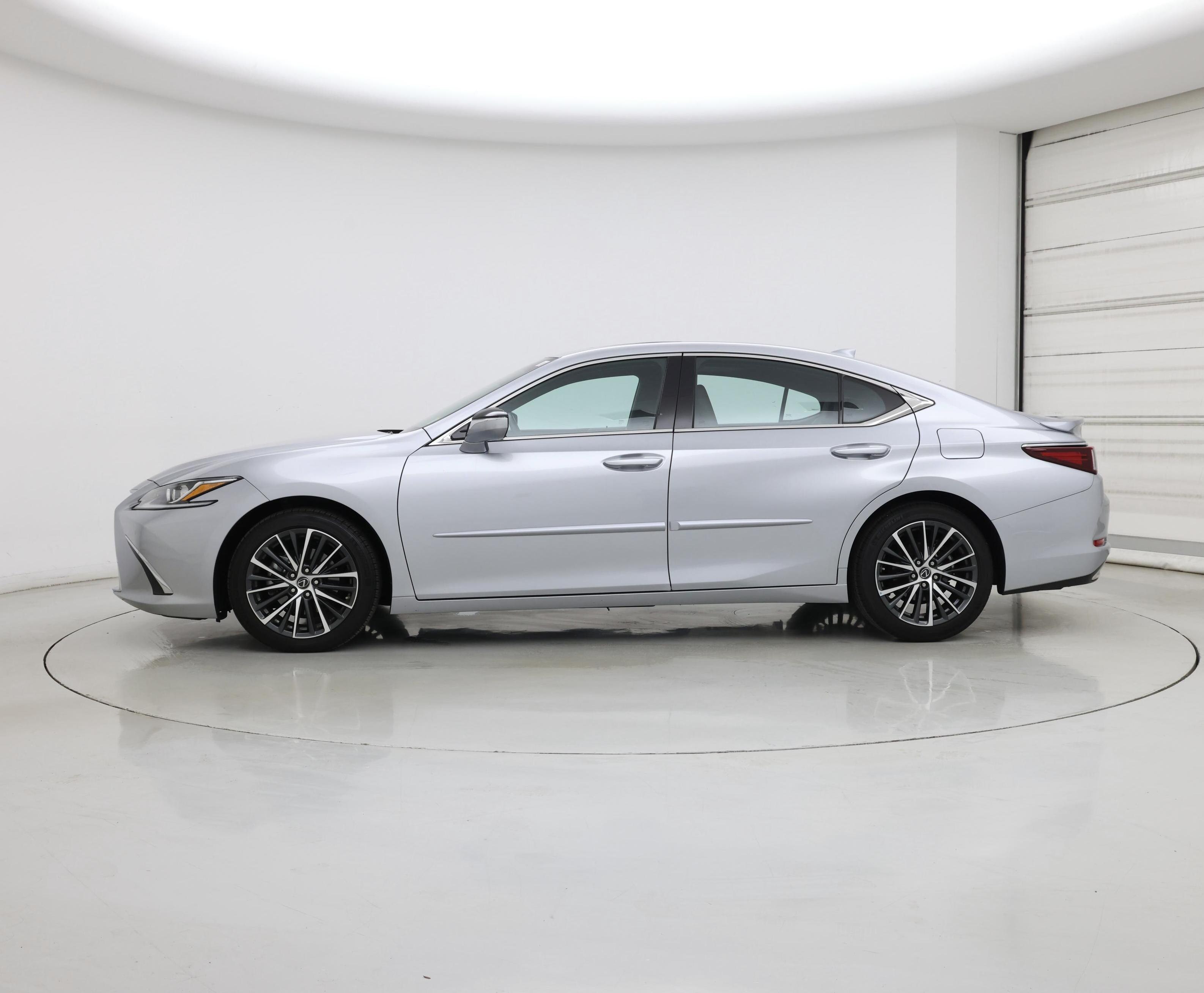 Thumbnail: 2023 Lexus ES - 3