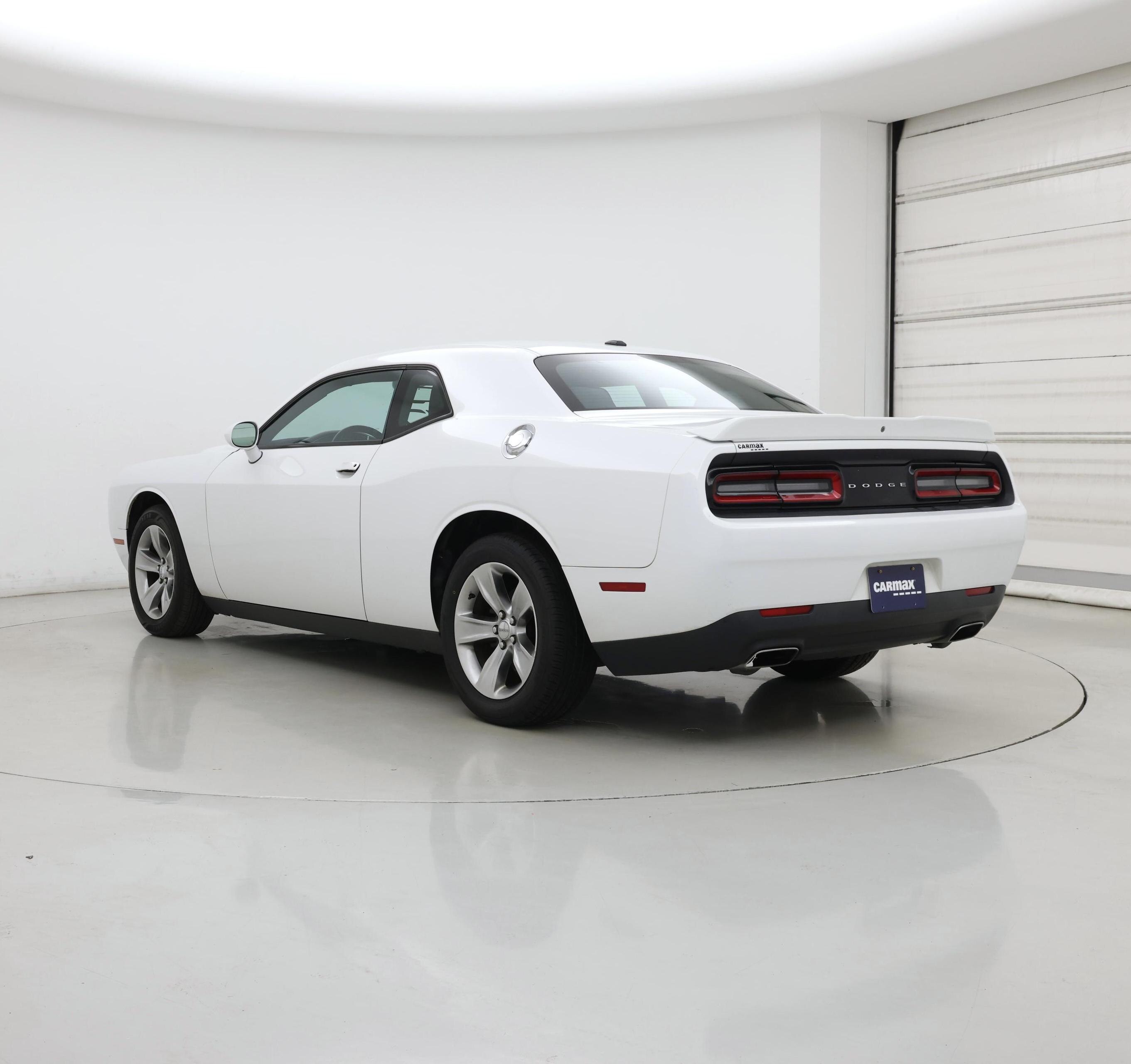 Thumbnail: 2018 Dodge Challenger - 2