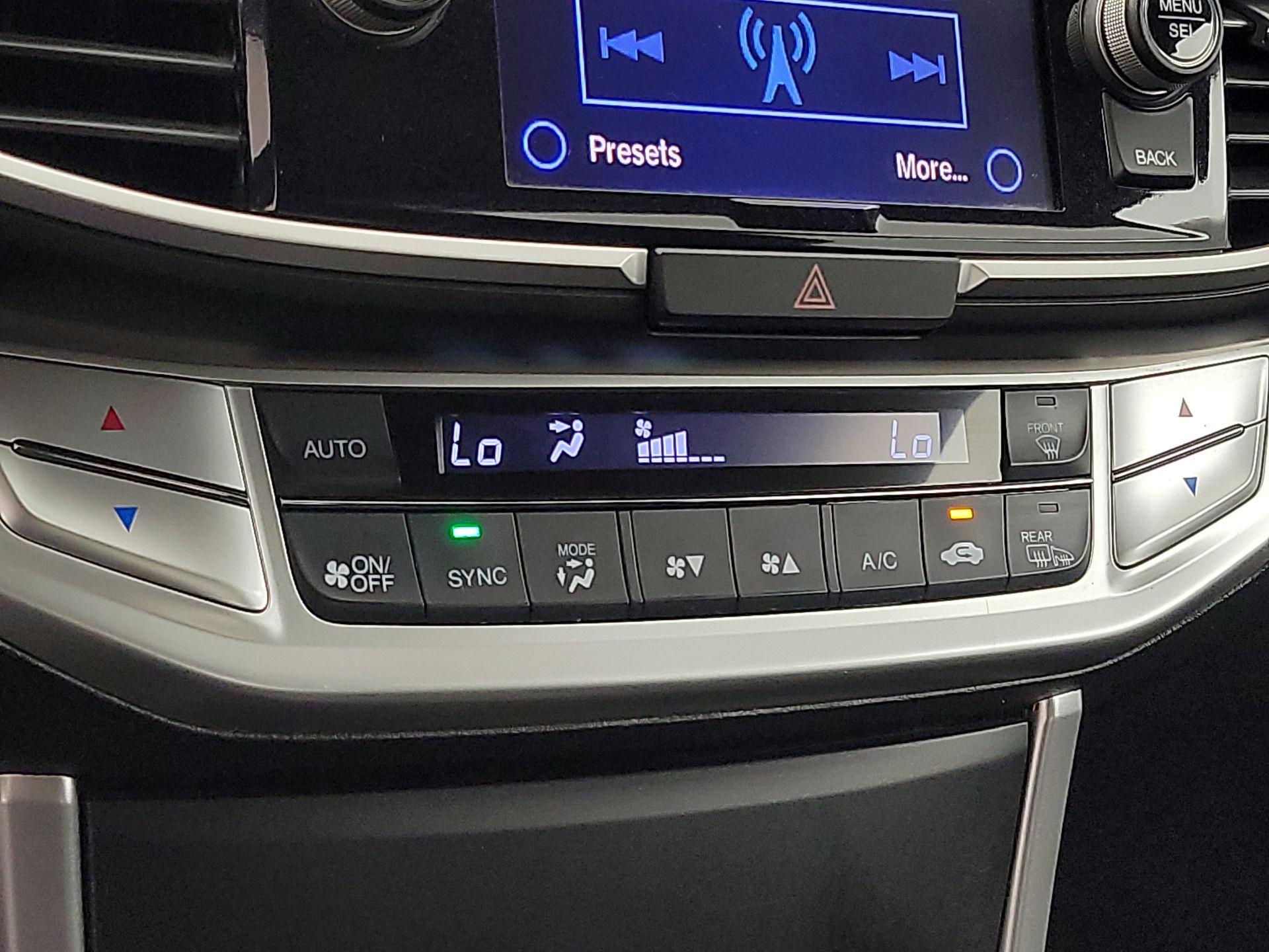 Thumbnail: 2014 Honda Accord - 16