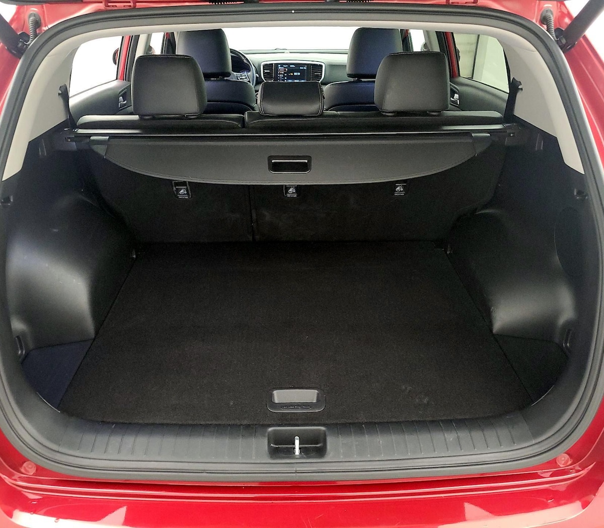 Trunk/Cargo (Seats Up)