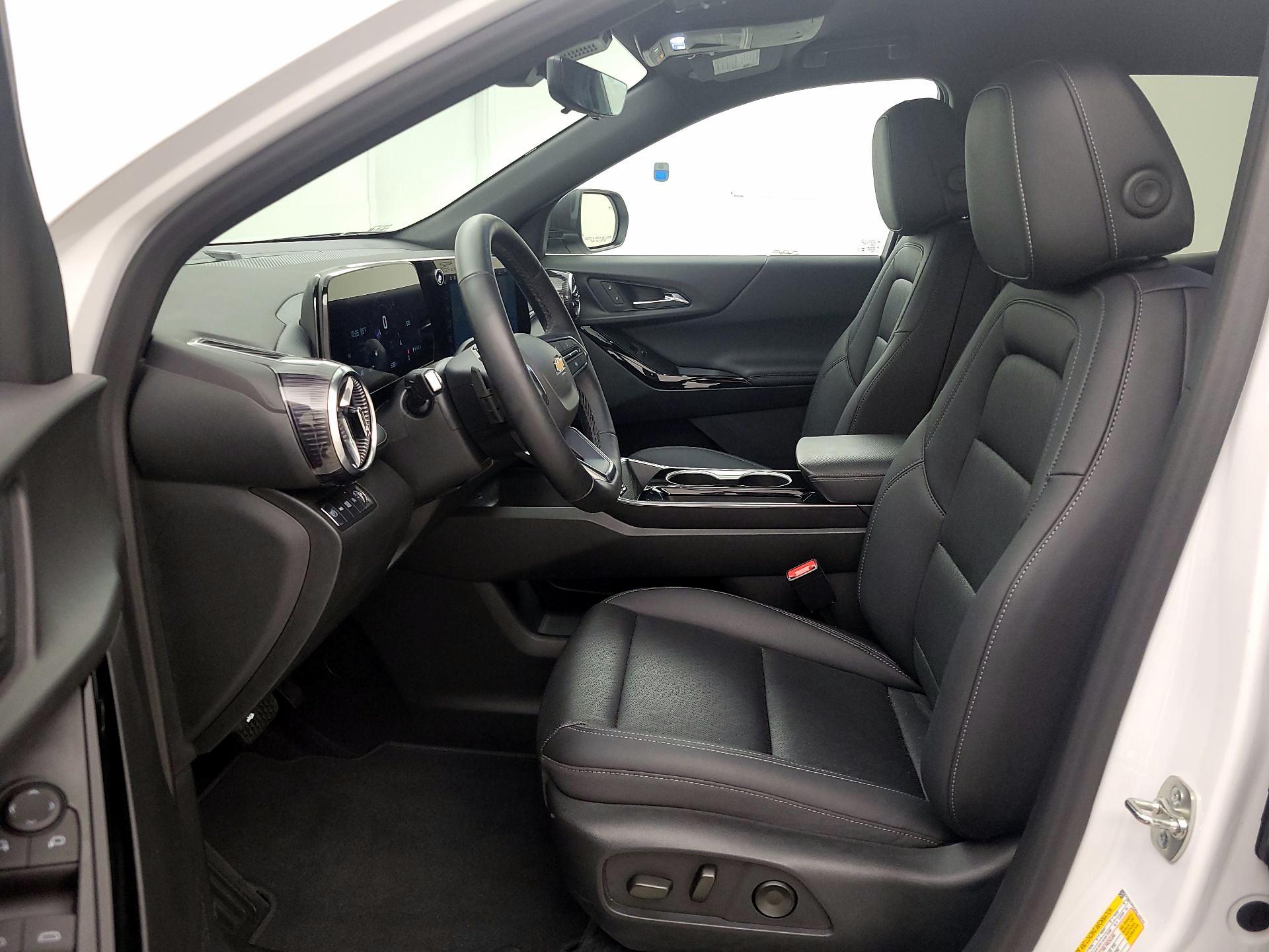 Thumbnail: 2025 Chevrolet Equinox - 11