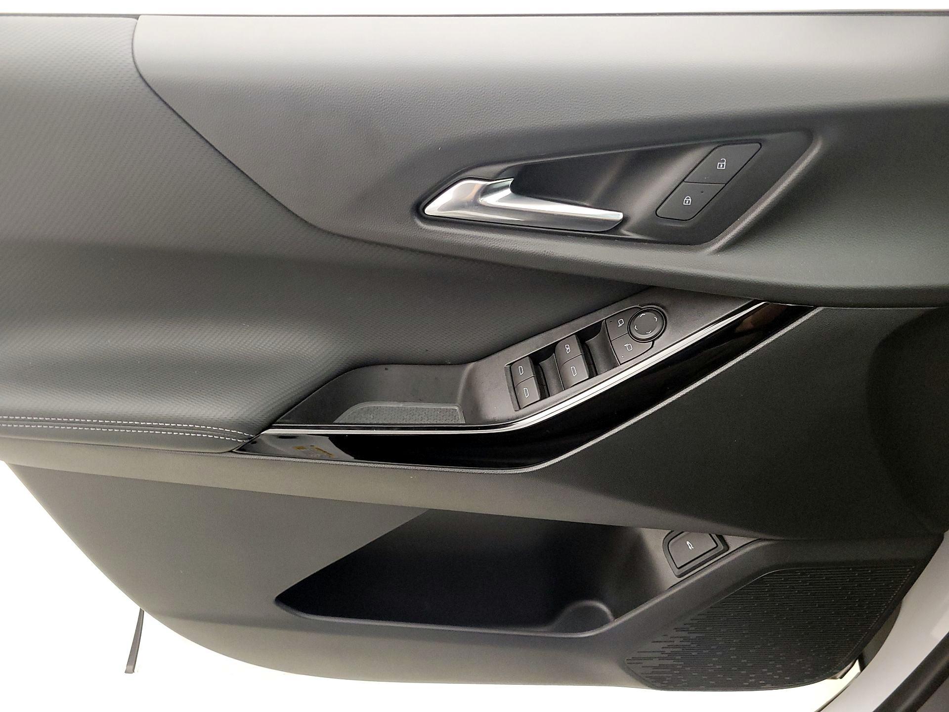 Thumbnail: 2025 Chevrolet Equinox - 12