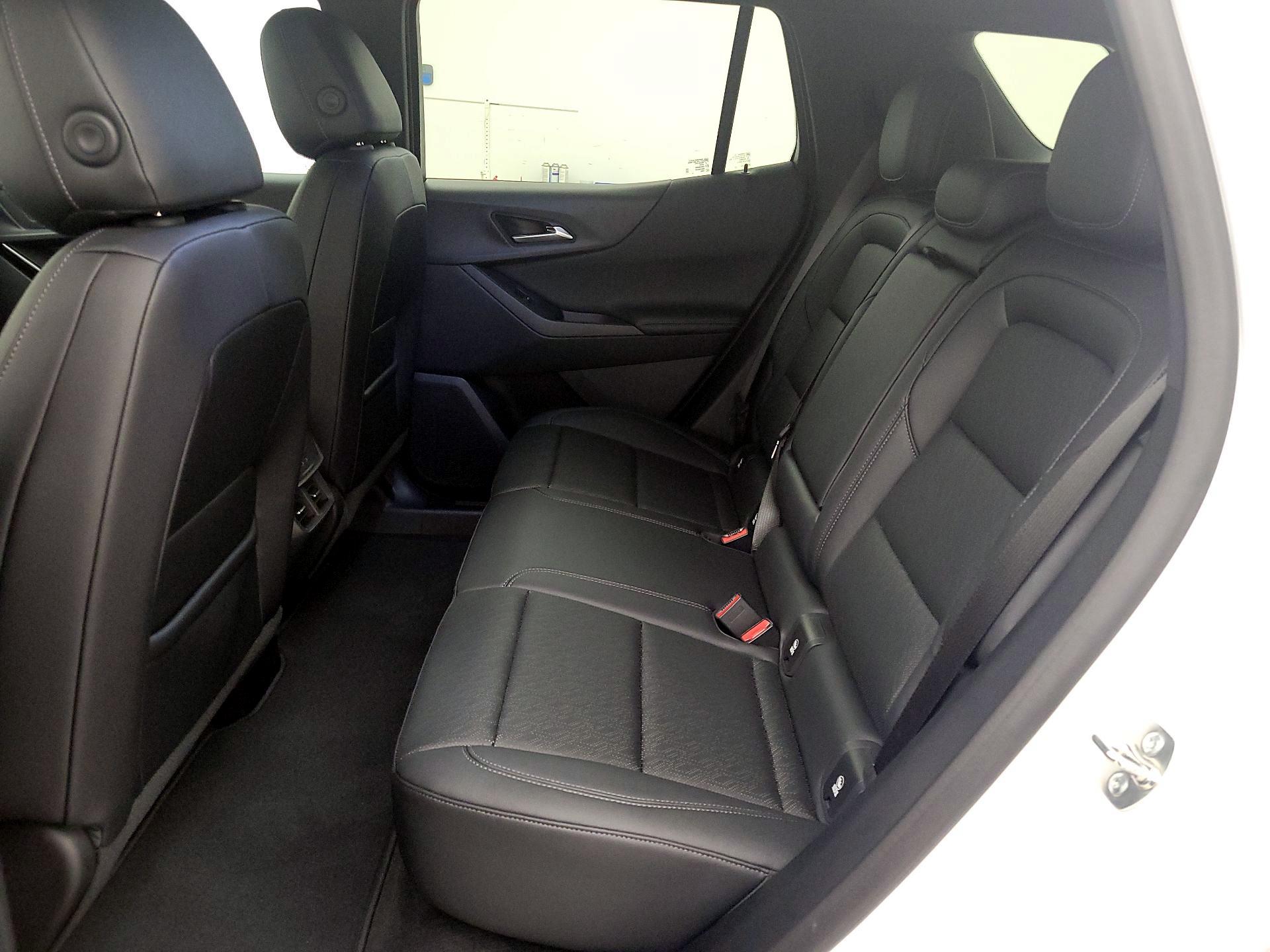 Thumbnail: 2025 Chevrolet Equinox - 19