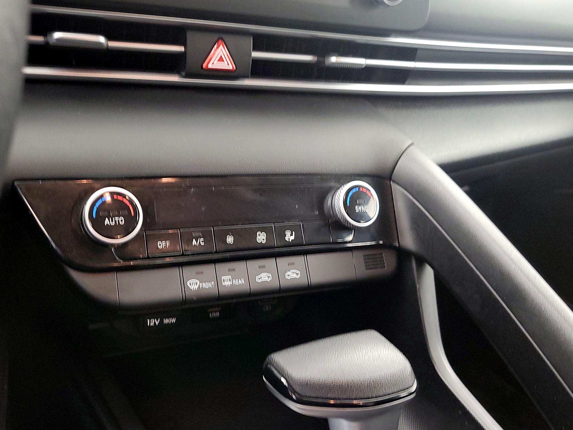 Thumbnail: 2023 Hyundai Elantra - 16