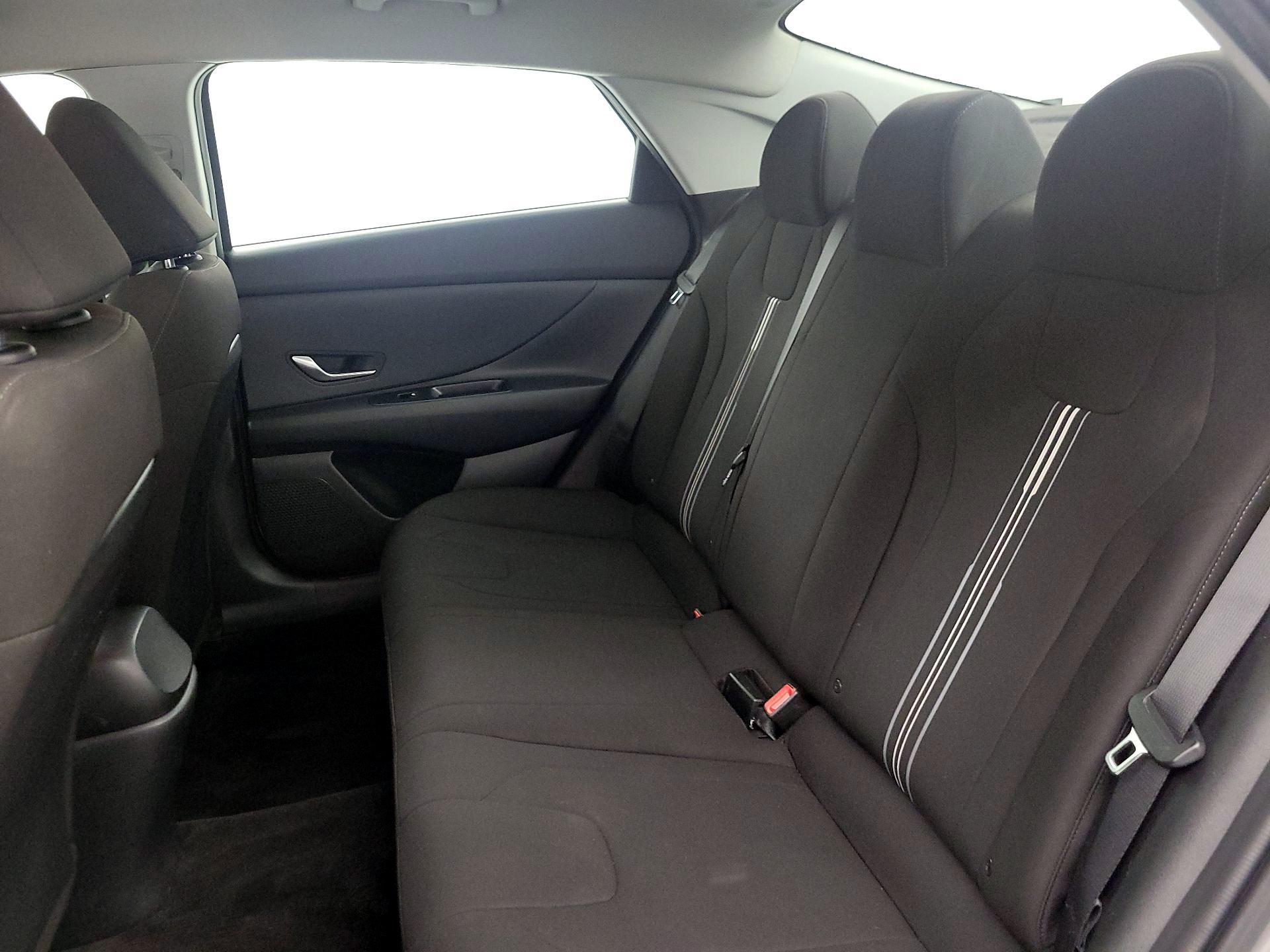 Thumbnail: 2023 Hyundai Elantra - 19