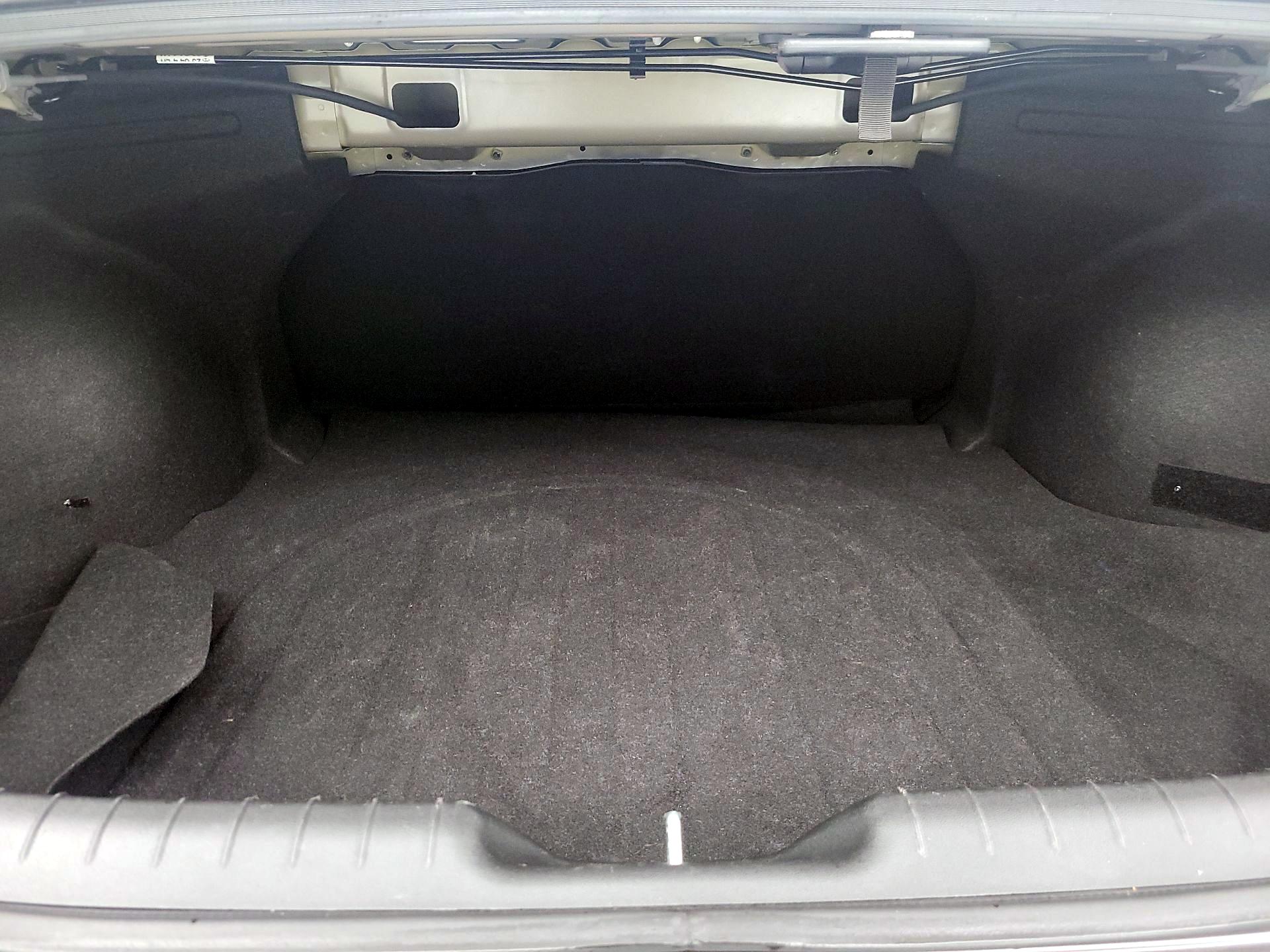 Thumbnail: 2023 Hyundai Elantra - 20