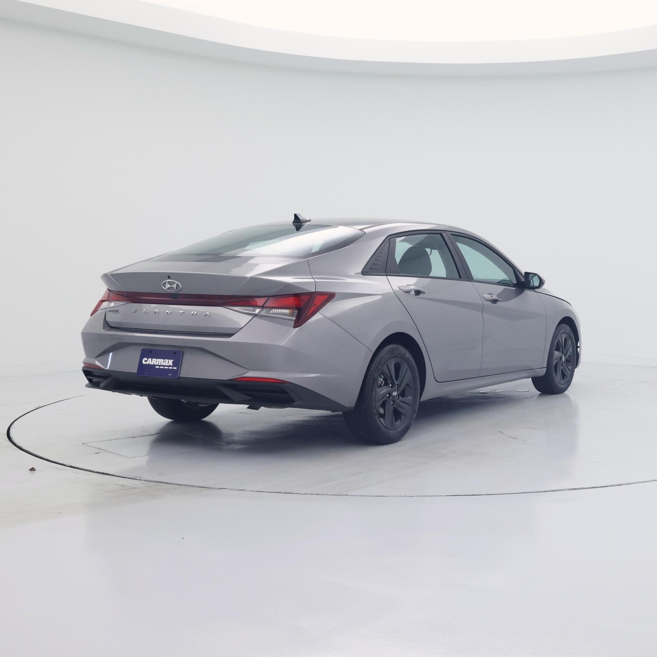 Thumbnail: 2023 Hyundai Elantra - 8