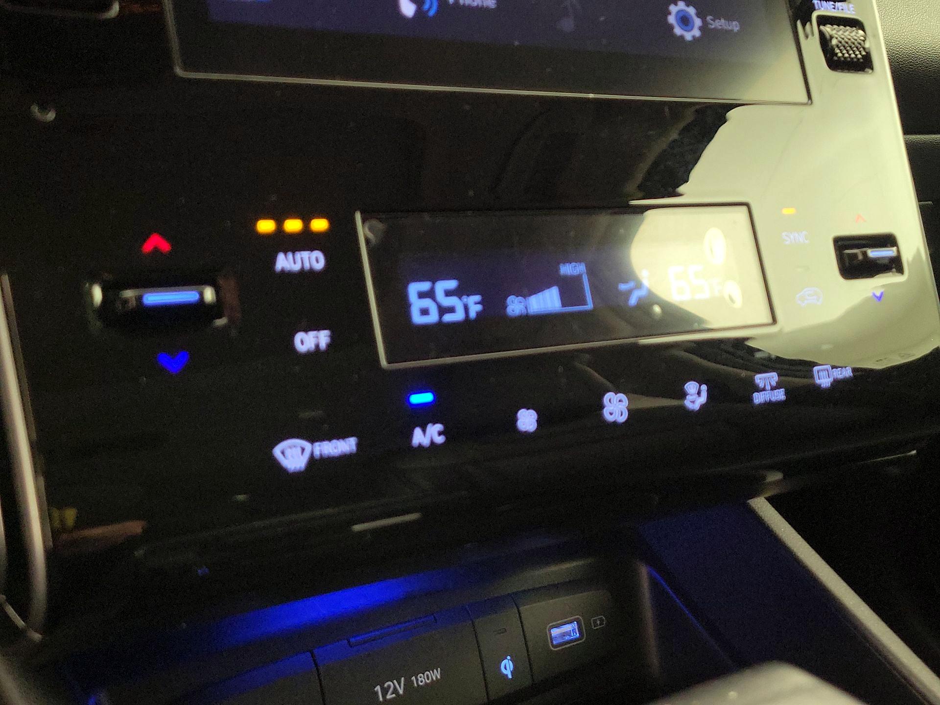 Thumbnail: 2023 Hyundai Tucson - 16