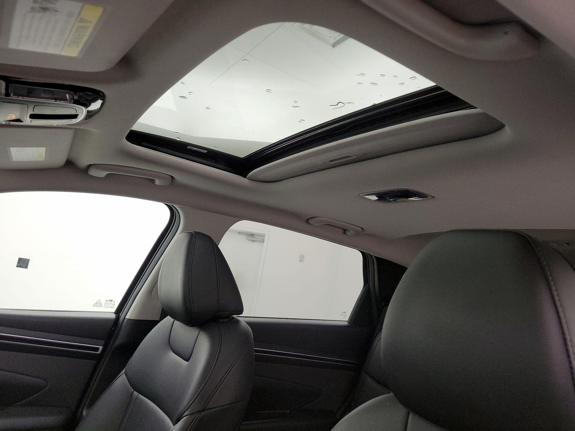 Thumbnail: 2023 Hyundai Tucson - 19