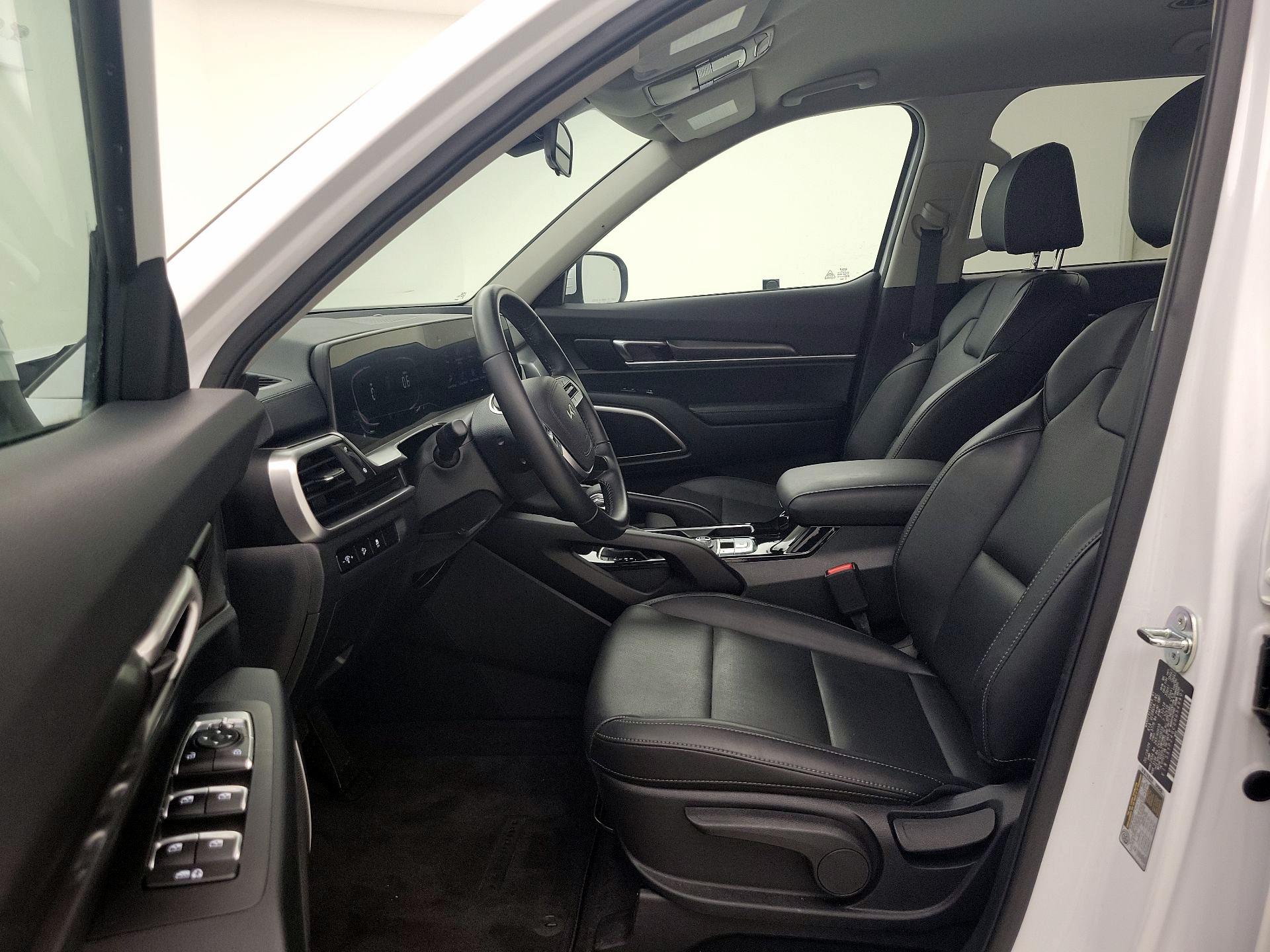 Thumbnail: 2024 Kia Telluride - 11