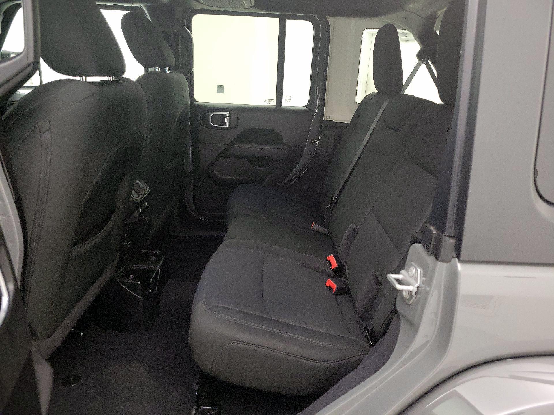 Thumbnail: 2021 Jeep Wrangler - 20