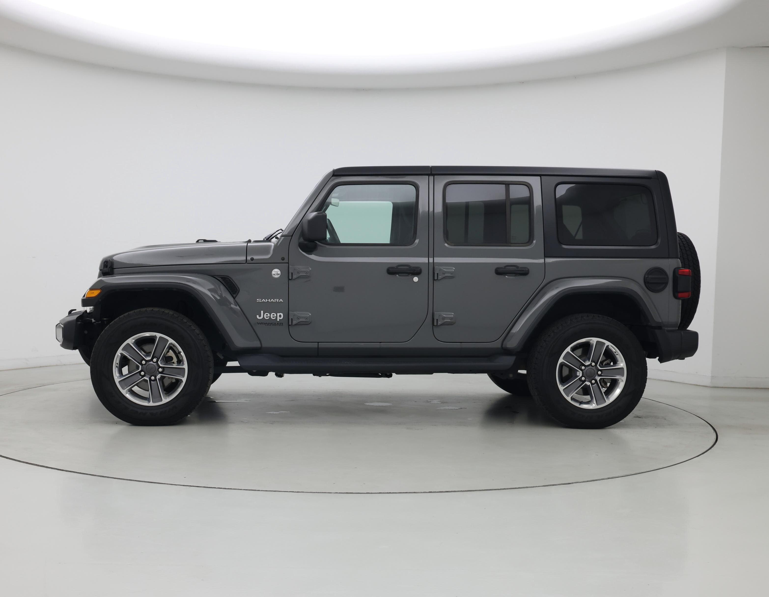 Thumbnail: 2021 Jeep Wrangler - 3