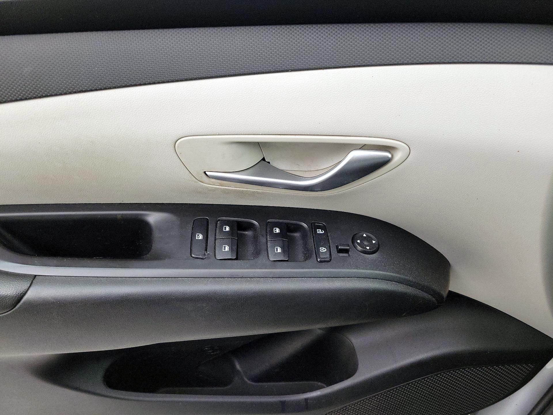 Thumbnail: 2024 Hyundai Tucson - 12