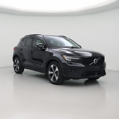 2023 Volvo XC40 B4 Ultimate Dark Theme