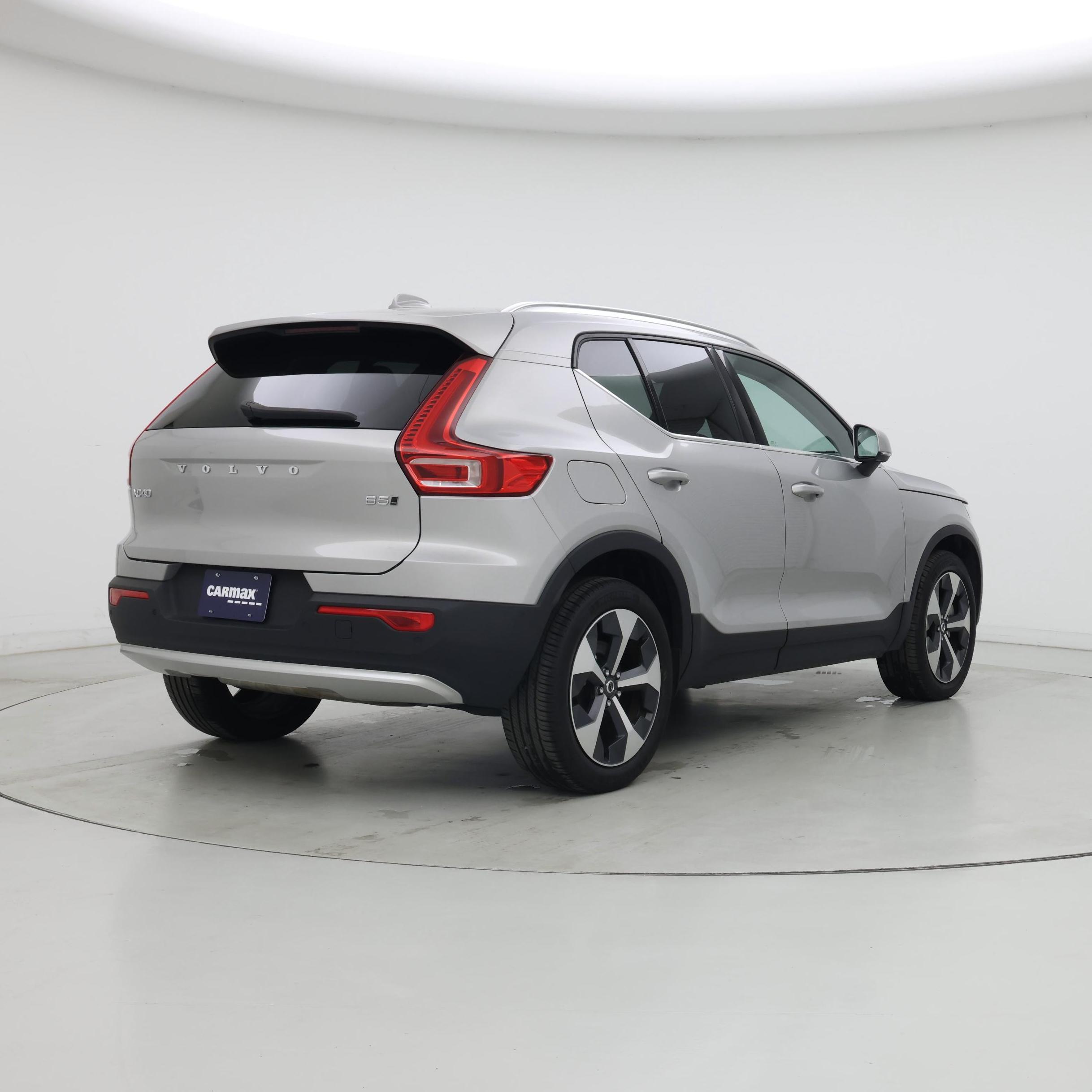 Thumbnail: 2025 Volvo XC40 - 8